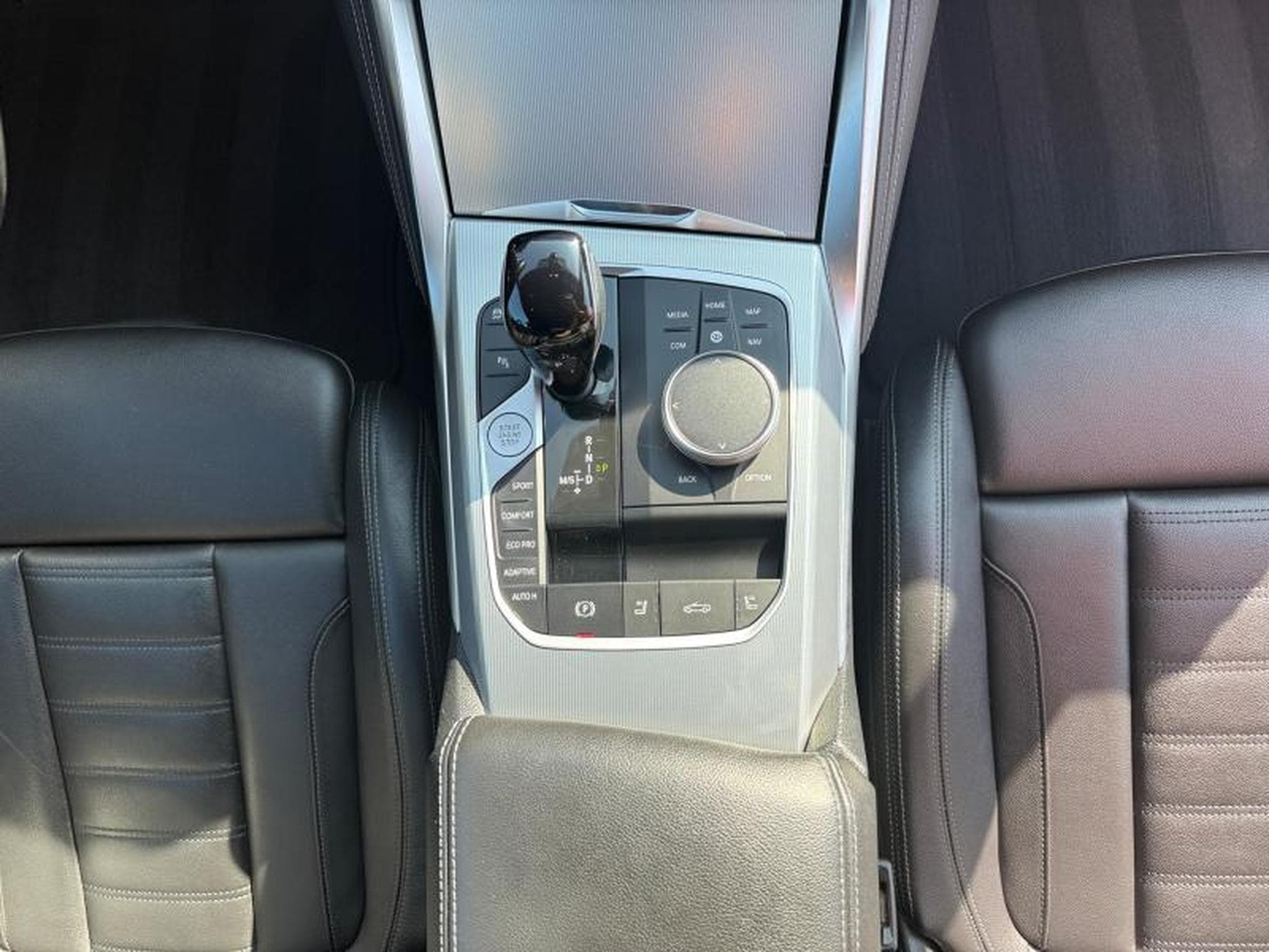 BMW 440 M440i xDrive Cabrio Kit M Sport (2022) - Photo 12