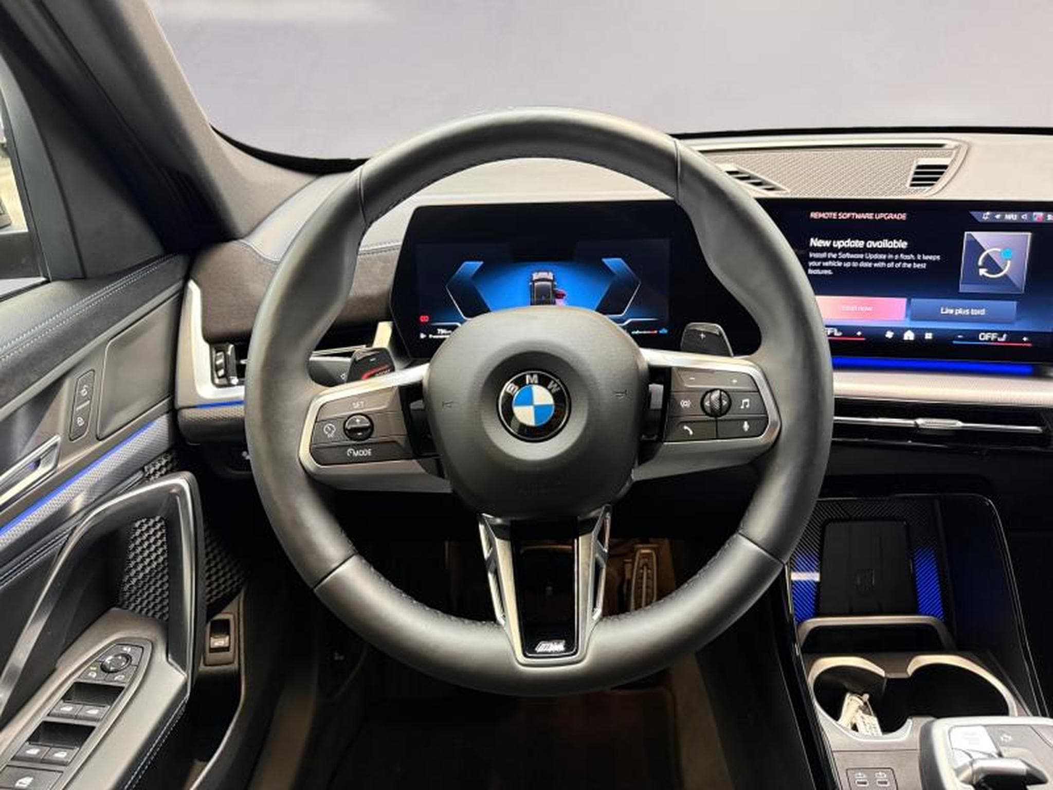 BMW X1 X1 sDrive18i Kit M Sport (2025) - Photo 9
