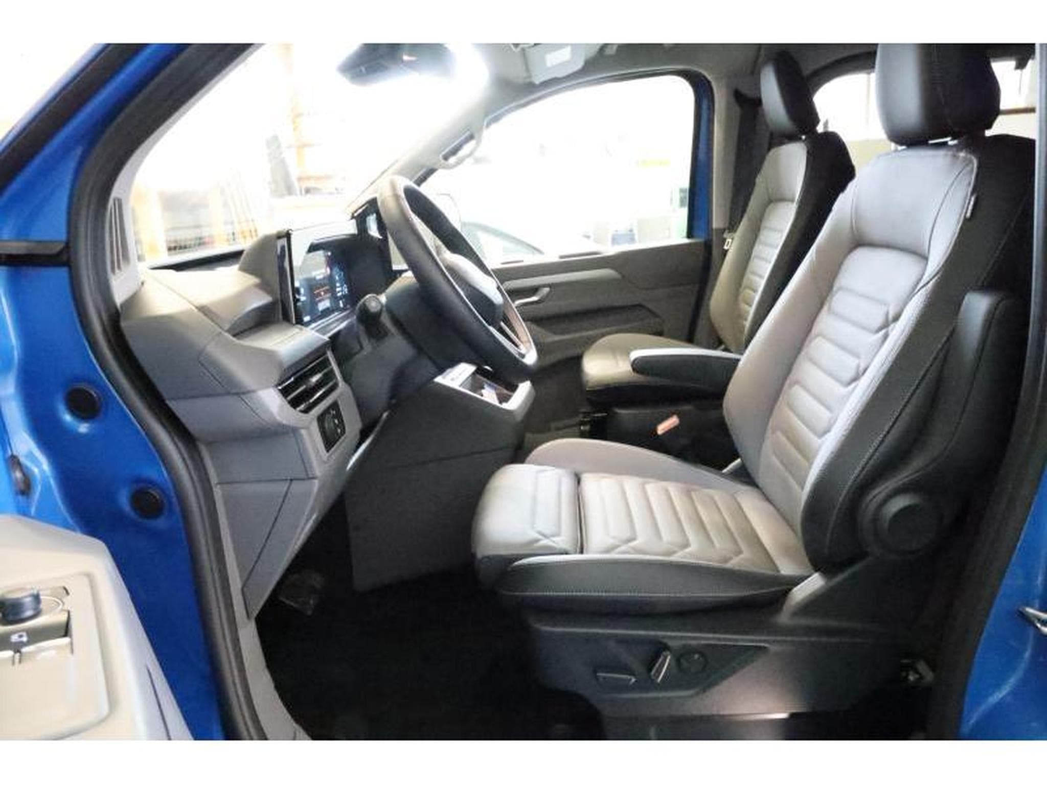 VW T7 Style 4X4 (2026) - Foto 4