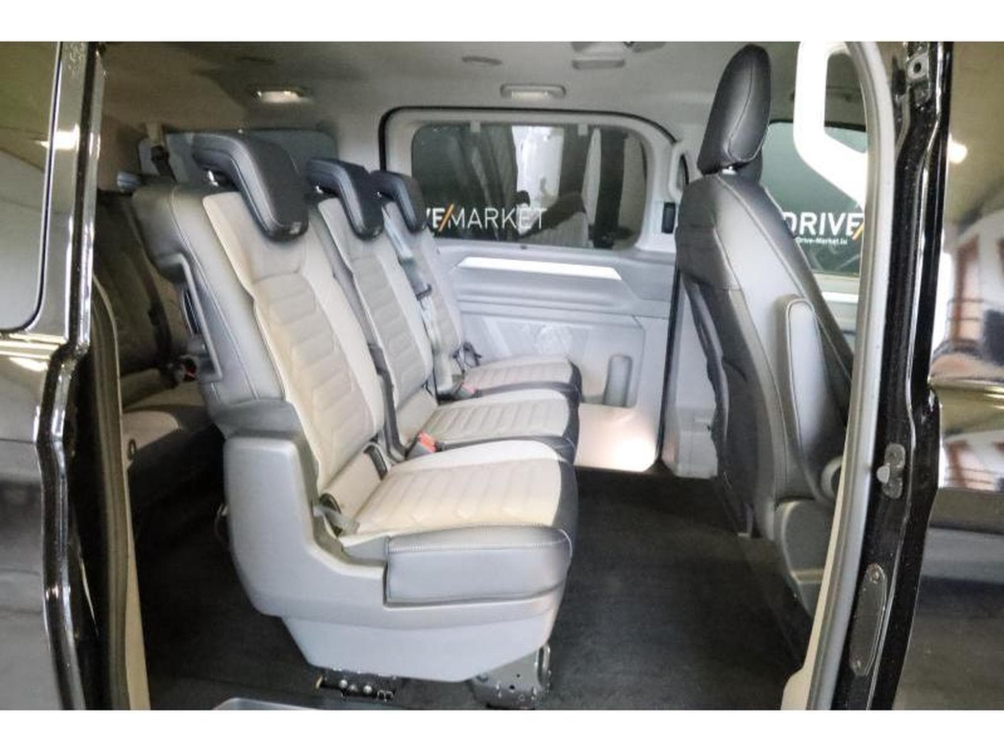 VW T7 Style Court (2026) - Foto 12