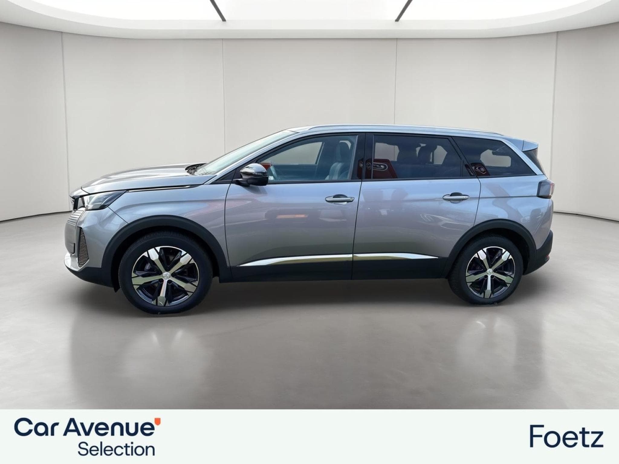 PEUGEOT 5008 1.5 BlueHDi 130ch S&S Allure Pack EAT8 (2024) - Foto 2