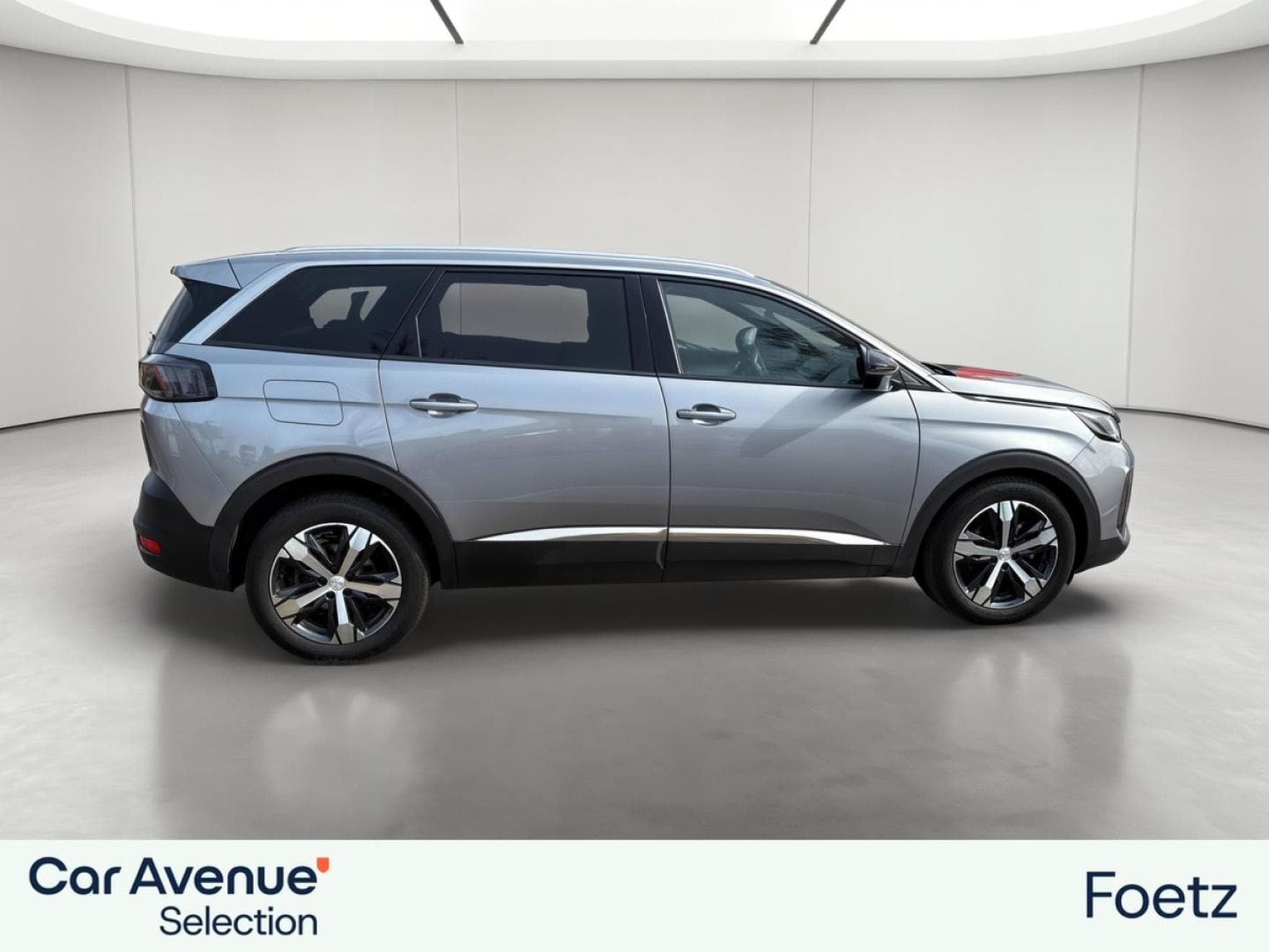 PEUGEOT 5008 1.5 BlueHDi 130ch S&S Allure Pack EAT8 (2024) - Foto 5