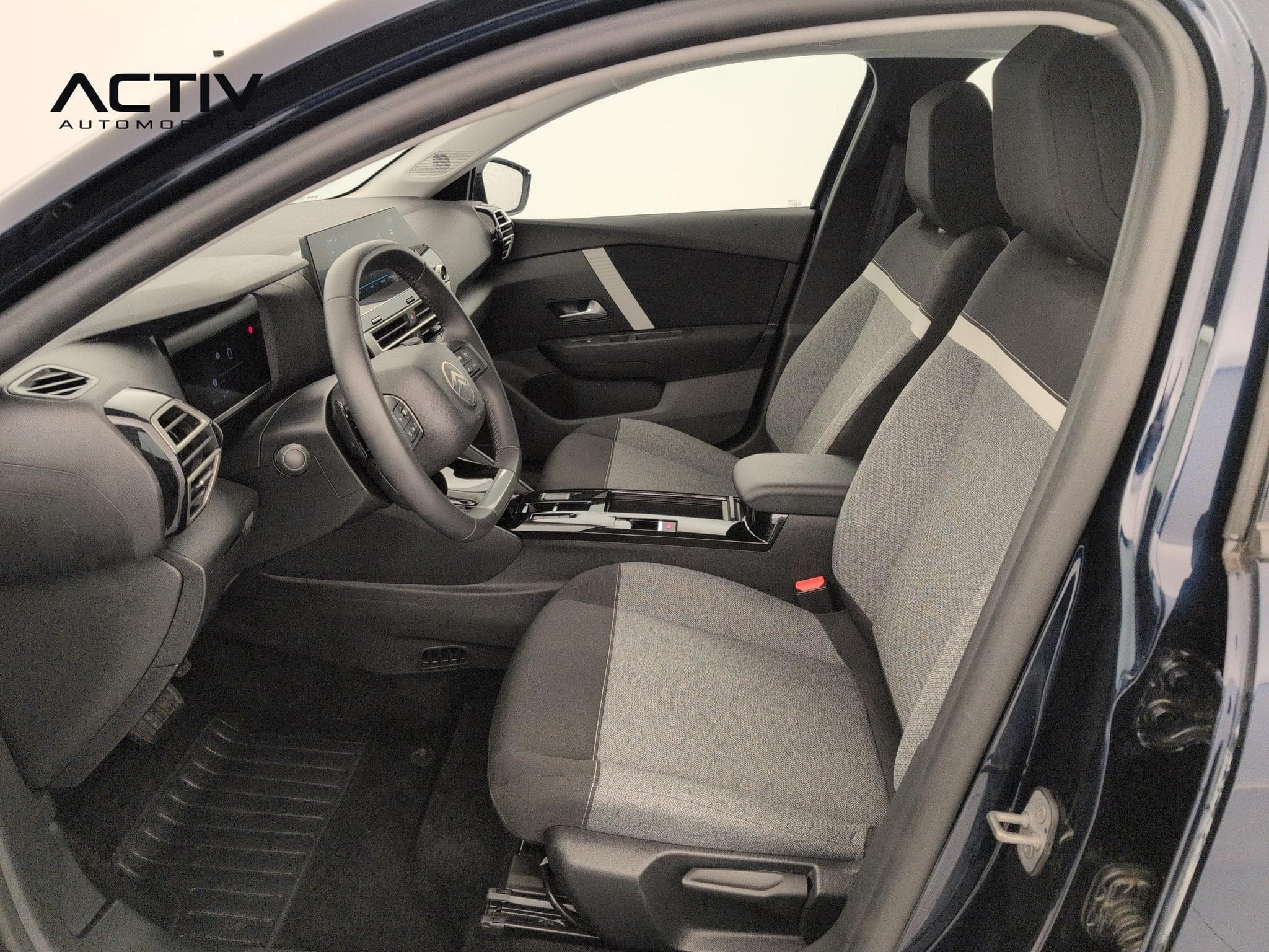 Citroën C4 Hybride 110 ch e-DCS6 You (2025) - Foto 16
