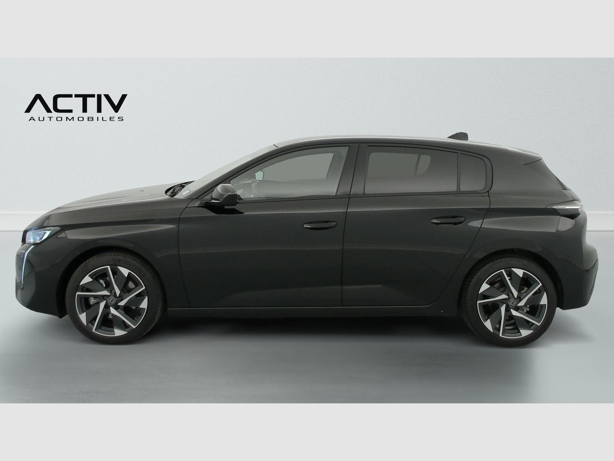 Peugeot 308 Hybrid 145 e-DCS6 Allure (2025) - Foto 4