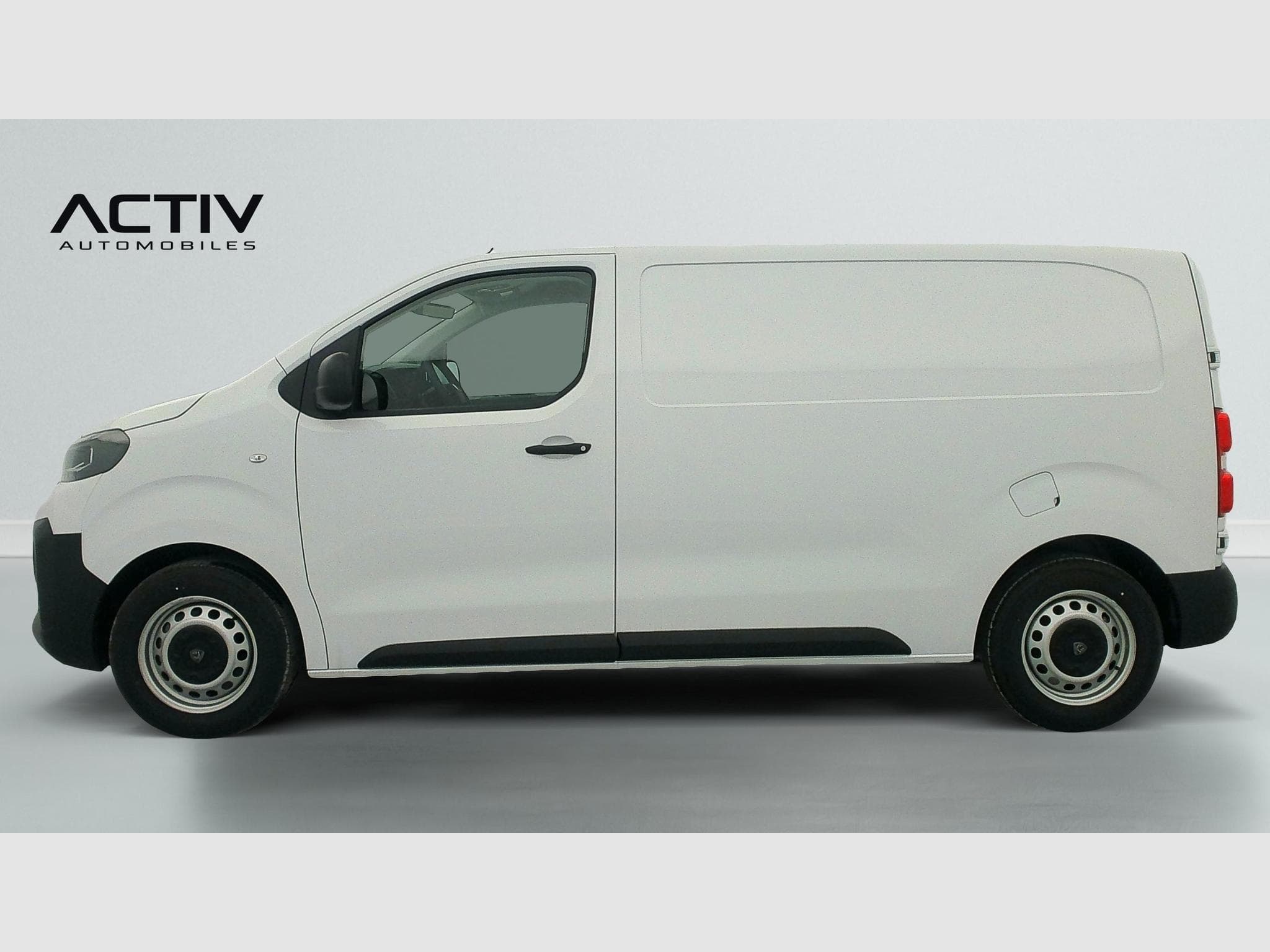 Peugeot Expert M BLUEHDI 120 S&S BVM6 (2025) - Photo 4