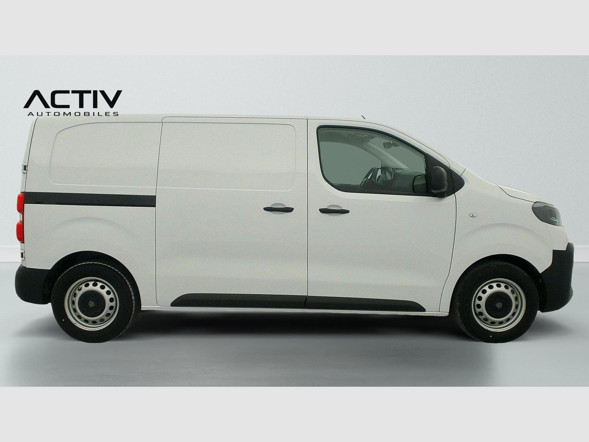 Peugeot Expert M BLUEHDI 120 S&S BVM6 (2025) - Photo 8