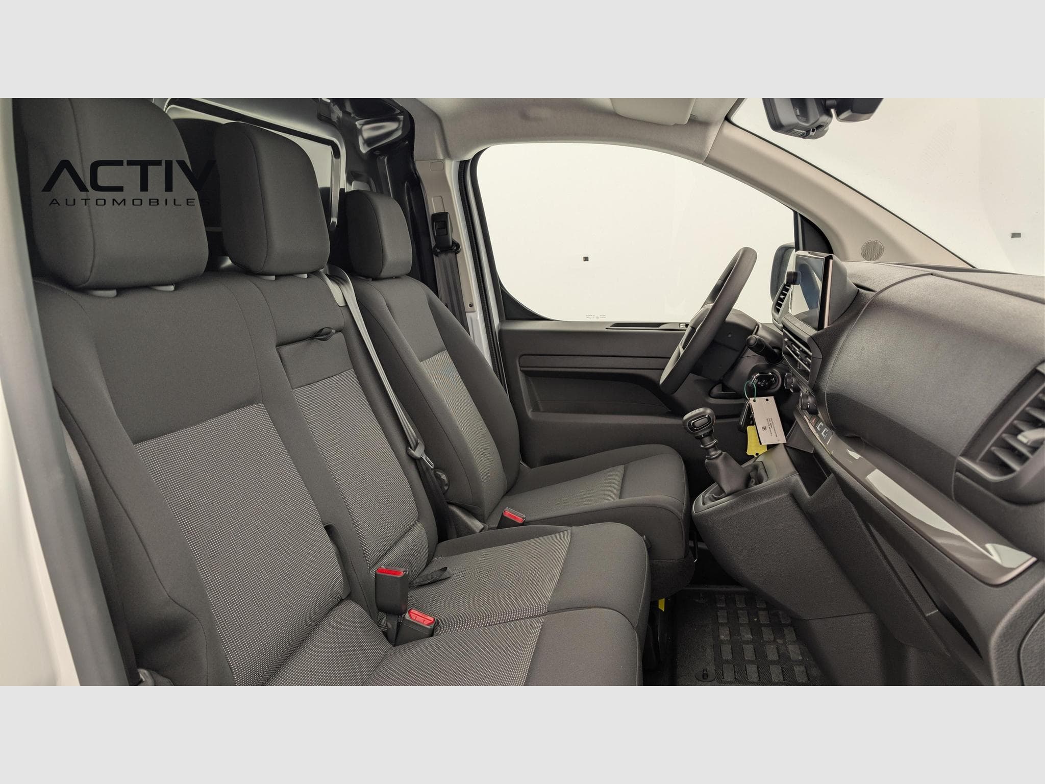 Peugeot Expert M BLUEHDI 120 S&S BVM6 (2025) - Photo 9