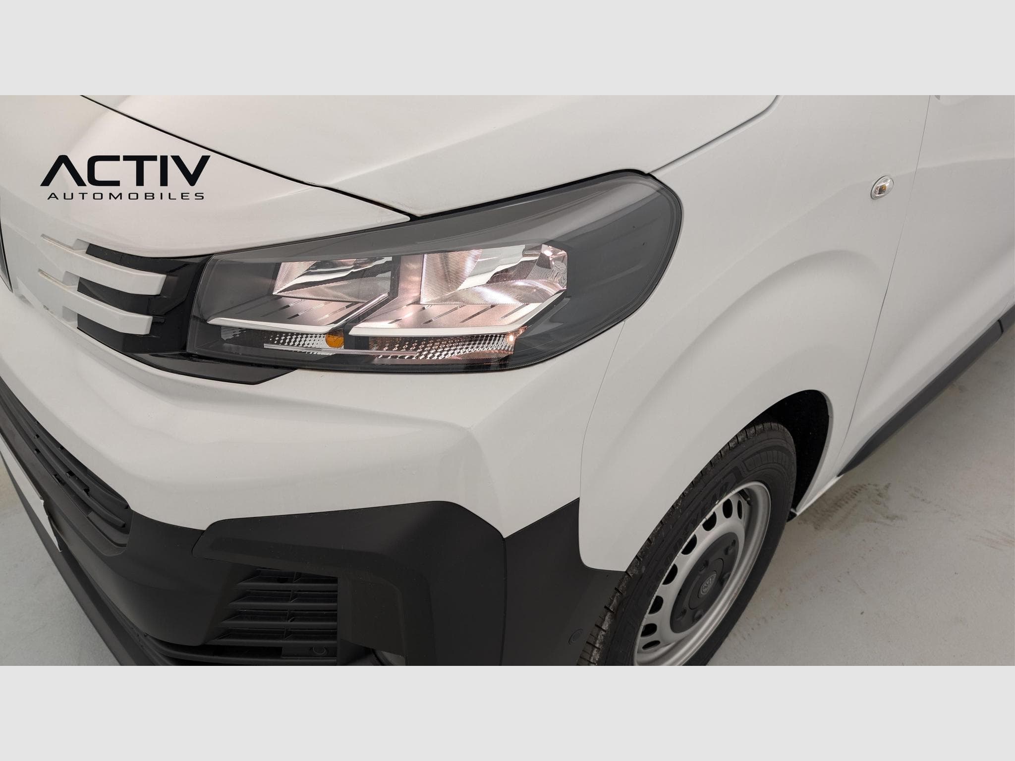 Peugeot Expert M BLUEHDI 120 S&S BVM6 (2025) - Photo 20
