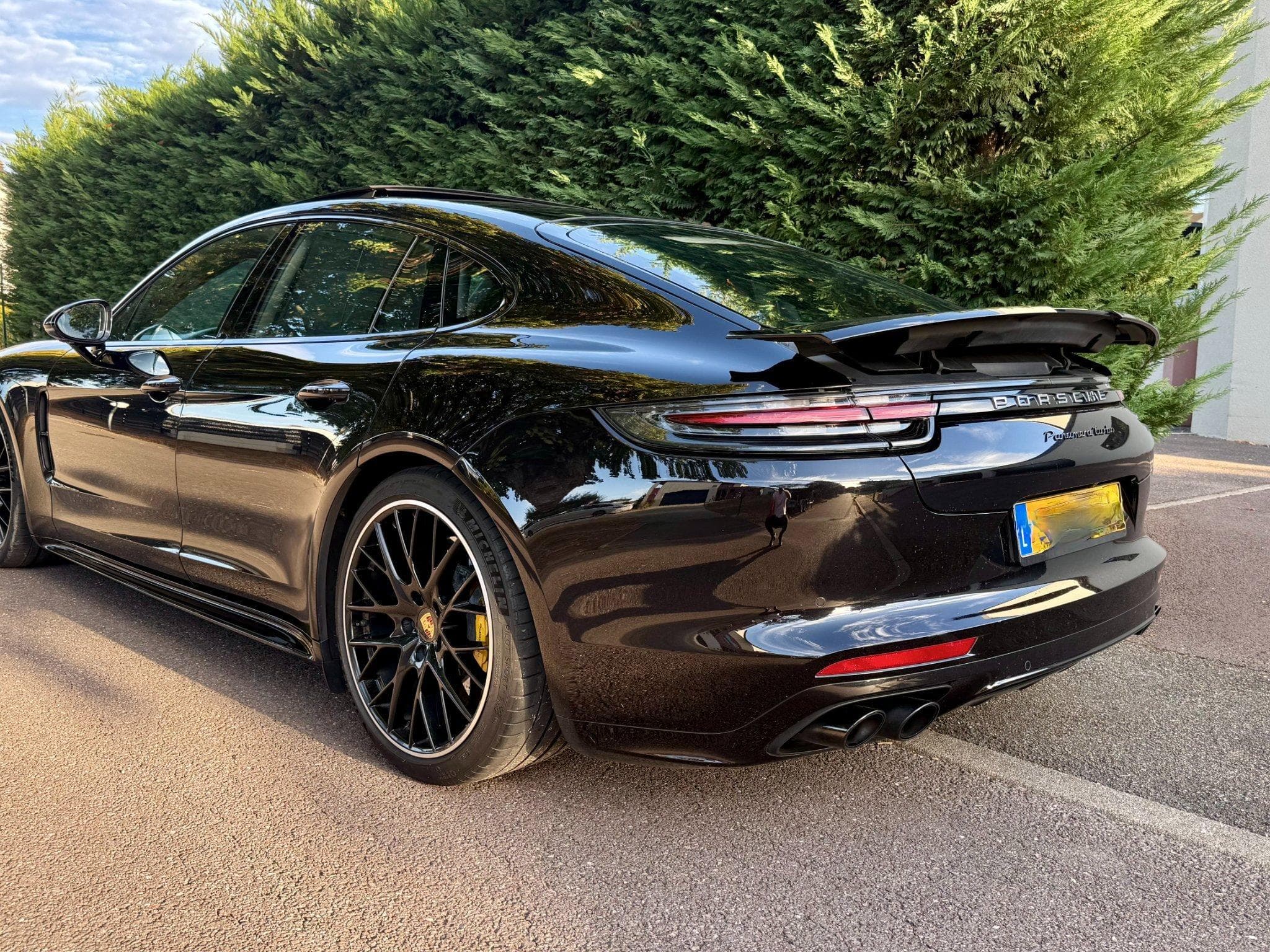 Porsche Panamera Turbo (2017) - Photo 2