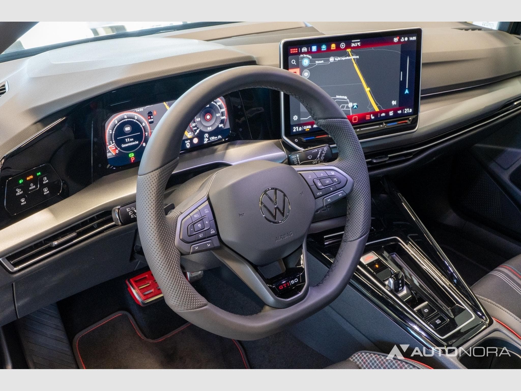 VW Golf VIII GTI Edition 50 (2026) - Photo 13