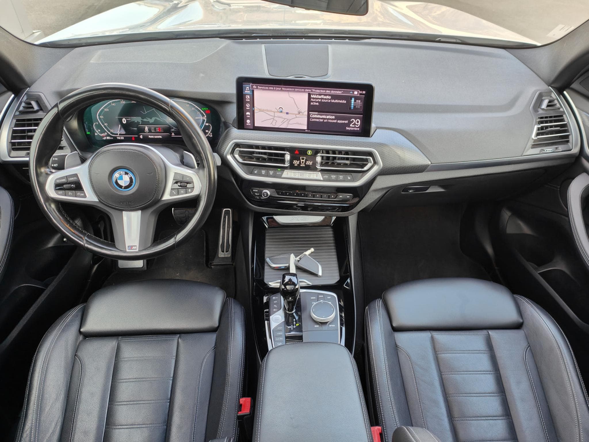 BMW X3 X3 XDRIVE30e PACK M CARPLAY CAMERA 360 TOIT OUVRANT ECLAIRAG (2022) - Photo 11
