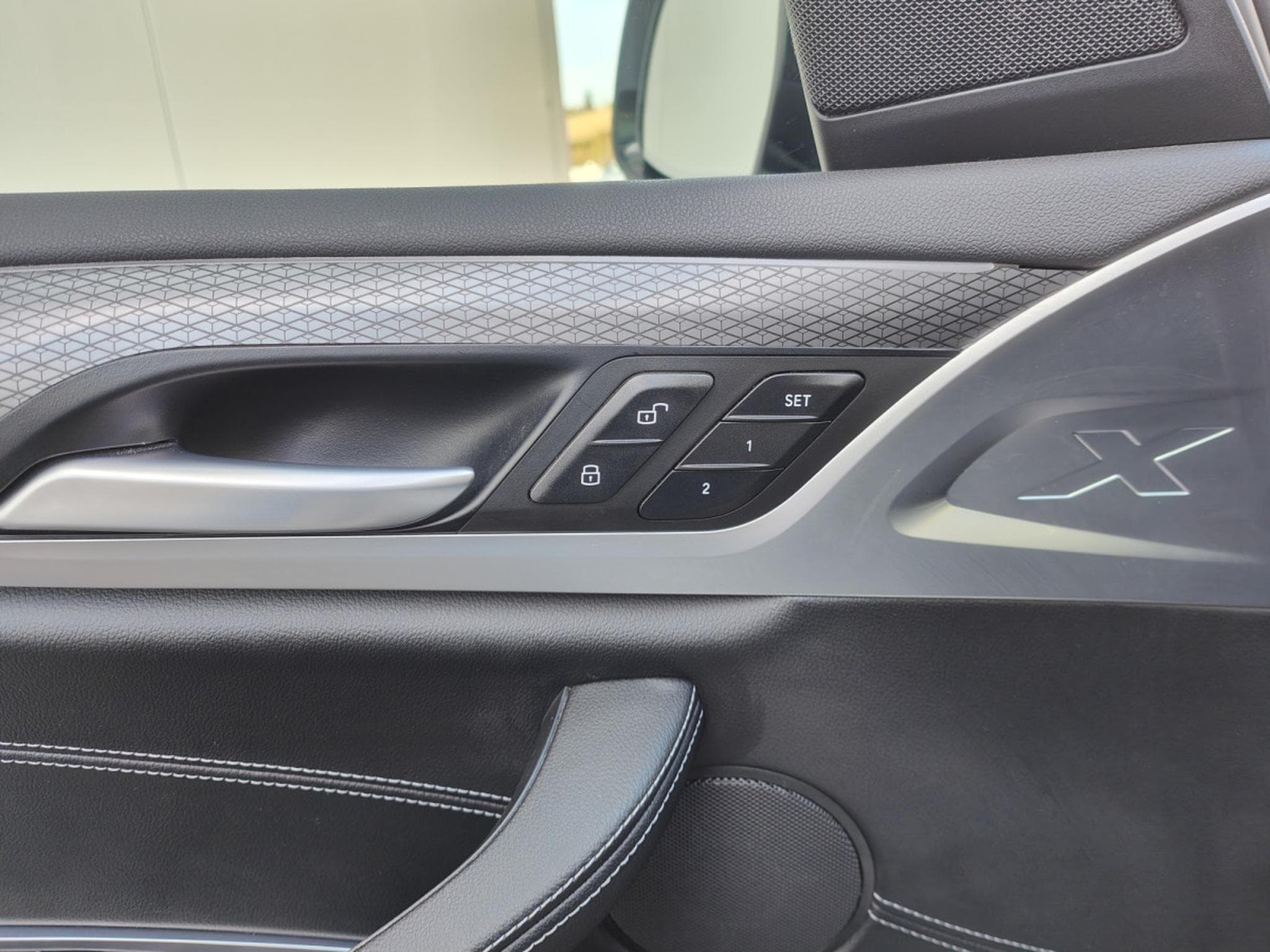 BMW X3 X3 XDRIVE30e PACK M CARPLAY CAMERA 360 TOIT OUVRANT ECLAIRAG (2022) - Photo 14