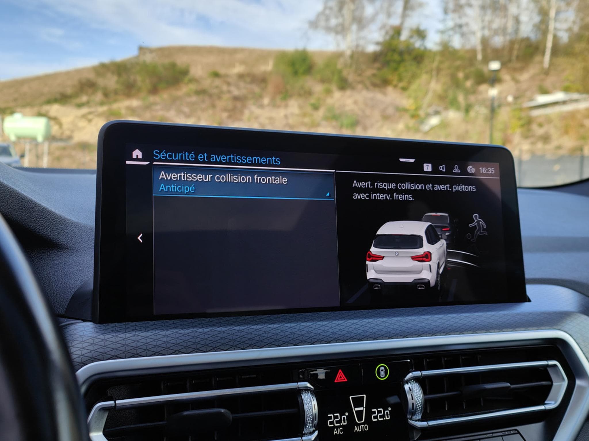 BMW X3 X3 XDRIVE30e PACK M CARPLAY CAMERA 360 TOIT OUVRANT ECLAIRAG (2022) - Photo 22