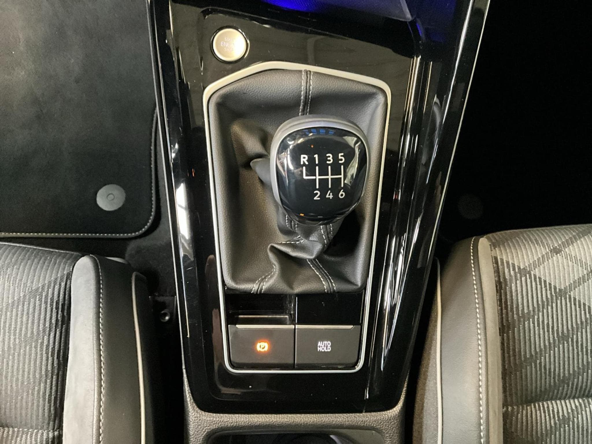 VW Golf R-Line+BVM+Navi+LED (2023) - Foto 12