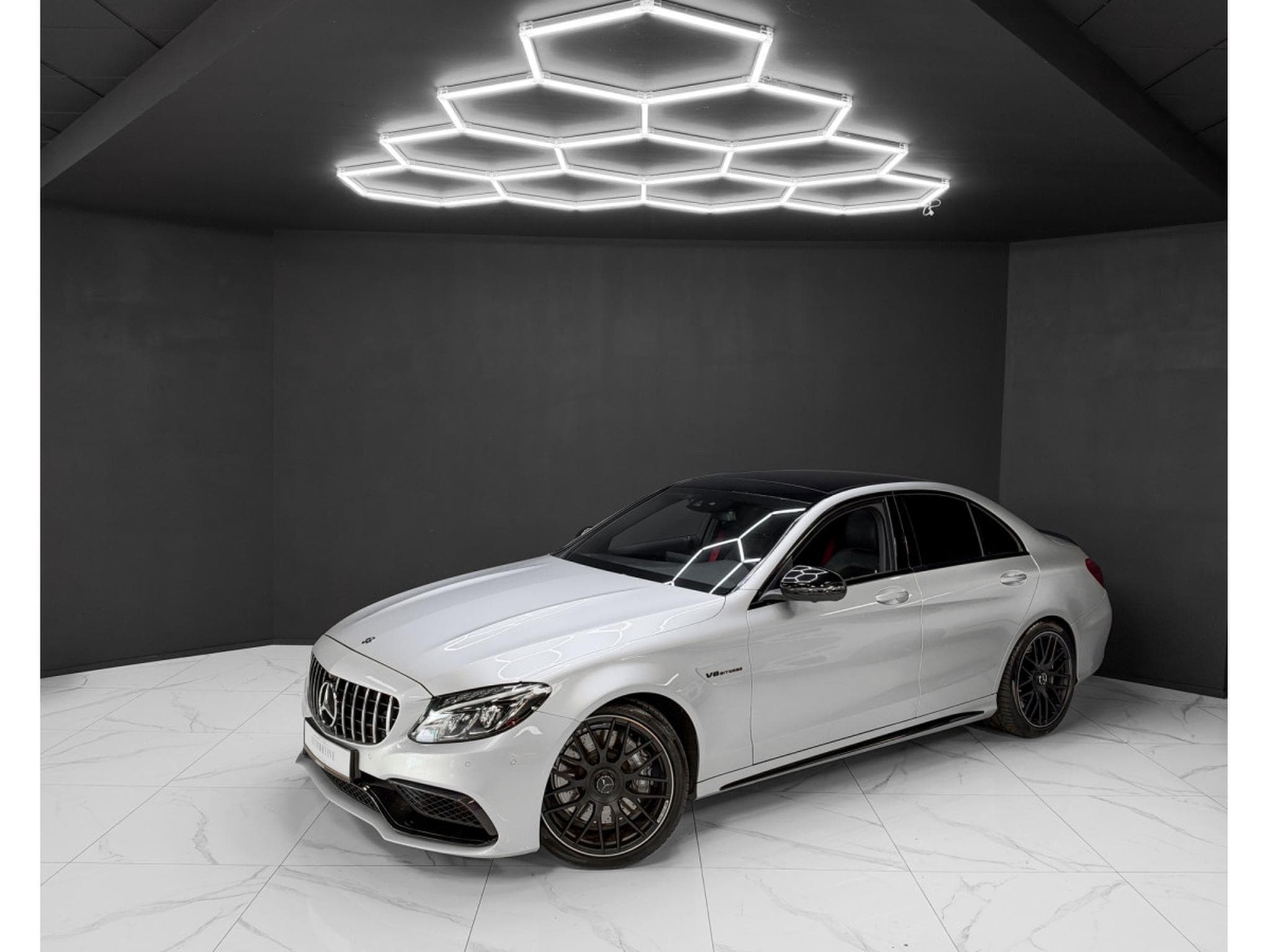 Mercedes C 63 AMG V8 / FULL SERVICE / BURMESTER / 360 / PANO (2017) - Photo 1