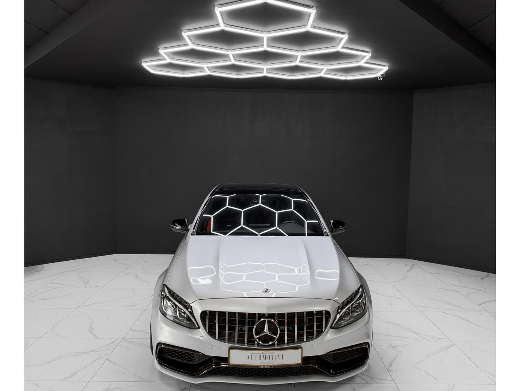 Mercedes C 63 AMG V8 / FULL SERVICE / BURMESTER / 360 / PANO (2017) - Photo 8