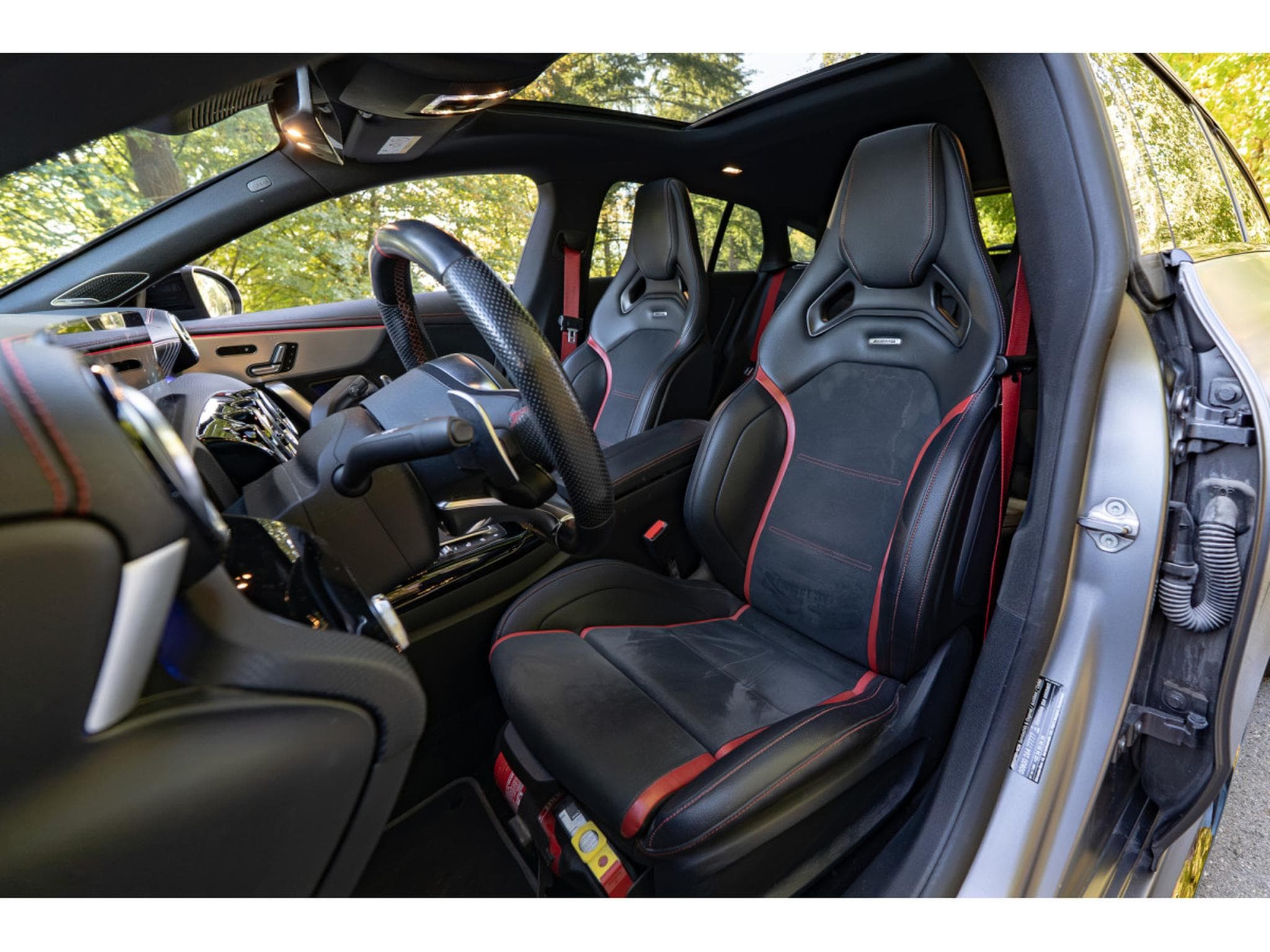 Mercedes CLA 45 AMG Shooting Brake 45 4MATIC+ (2022) - Foto 9