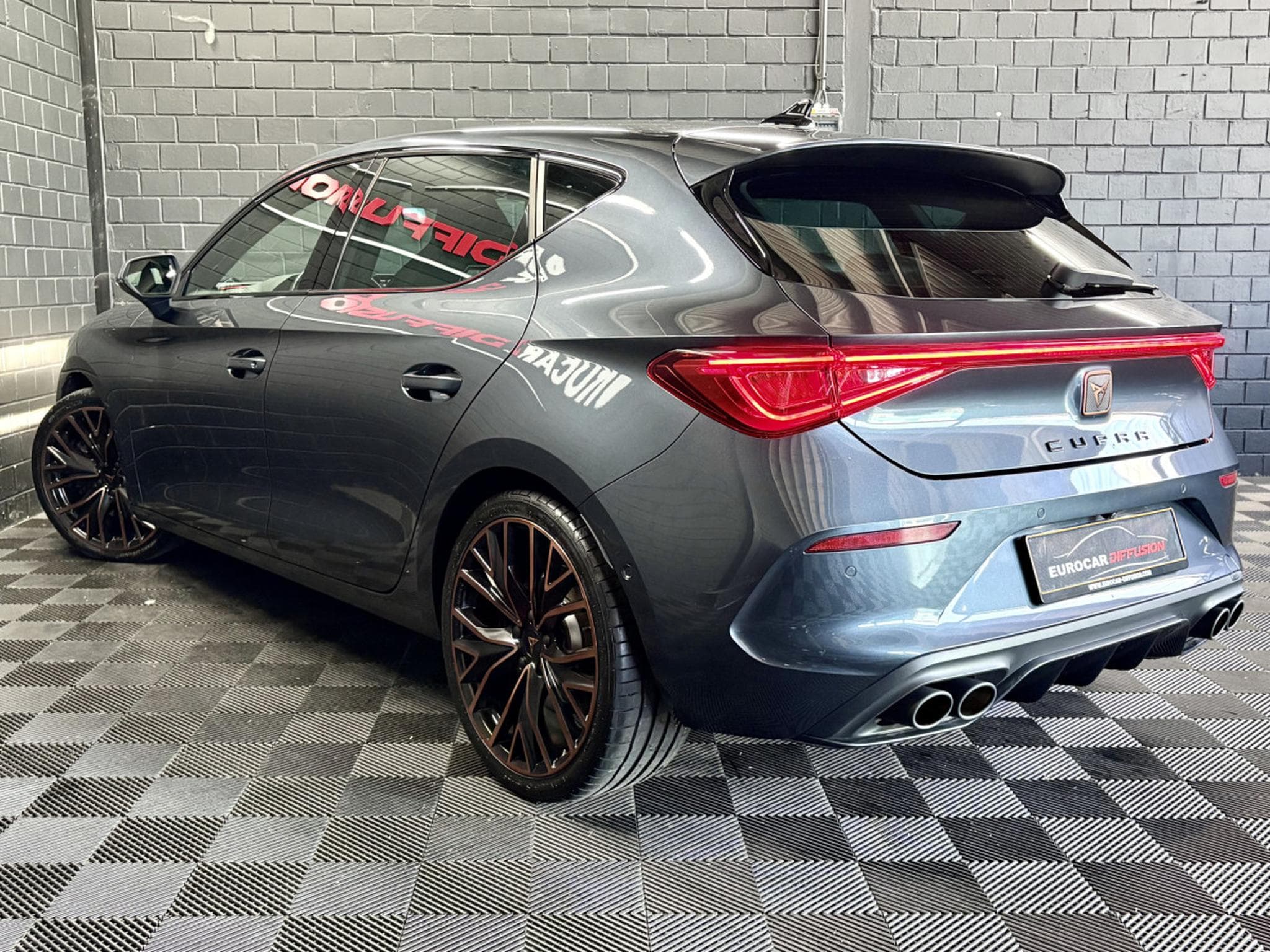Cupra Leon VZ 2.0 TSI 300CV *VSS* BEATS * CAM * DCC* (2023) - Foto 3