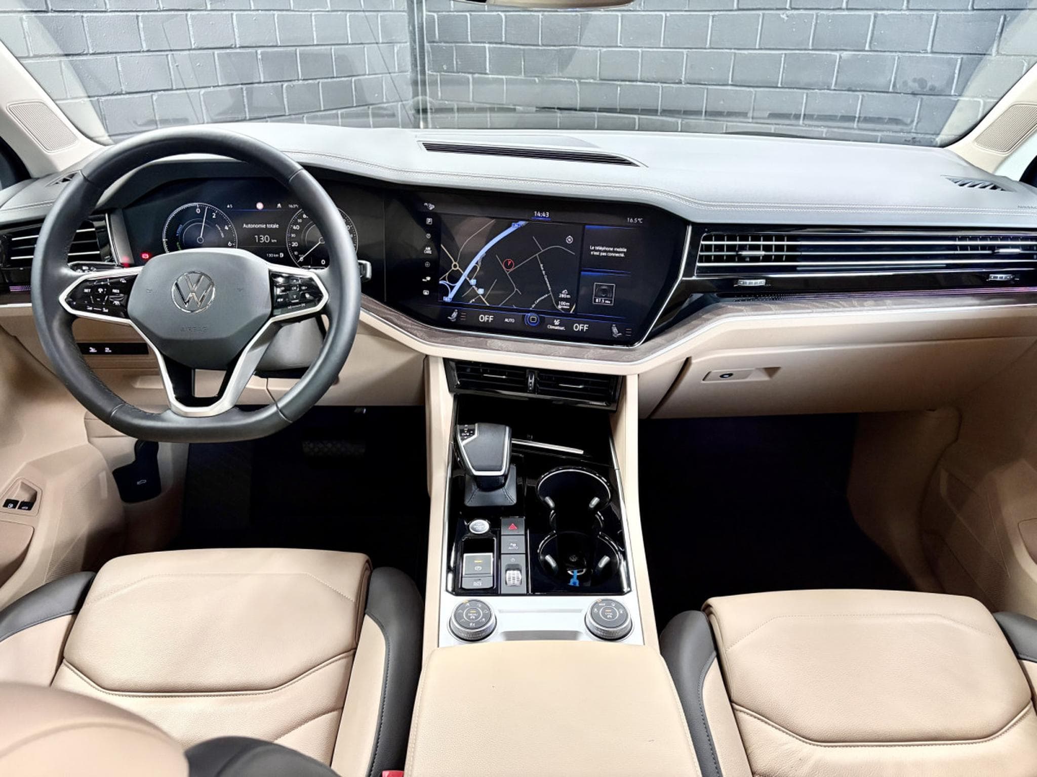 VW Touareg 3.0 TSi V6 PHEV 4MOTION 381 CV (2022) - Photo 8