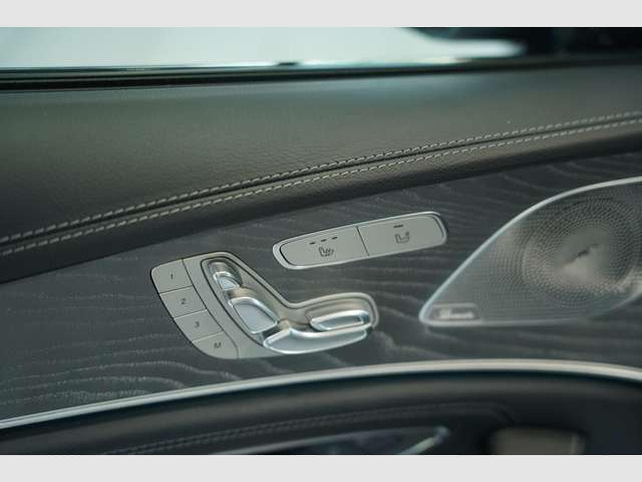 Mercedes CLS 350 d 4M AMG Line*2.H *20 *GSD*BURM*Night (2021) - Photo 23