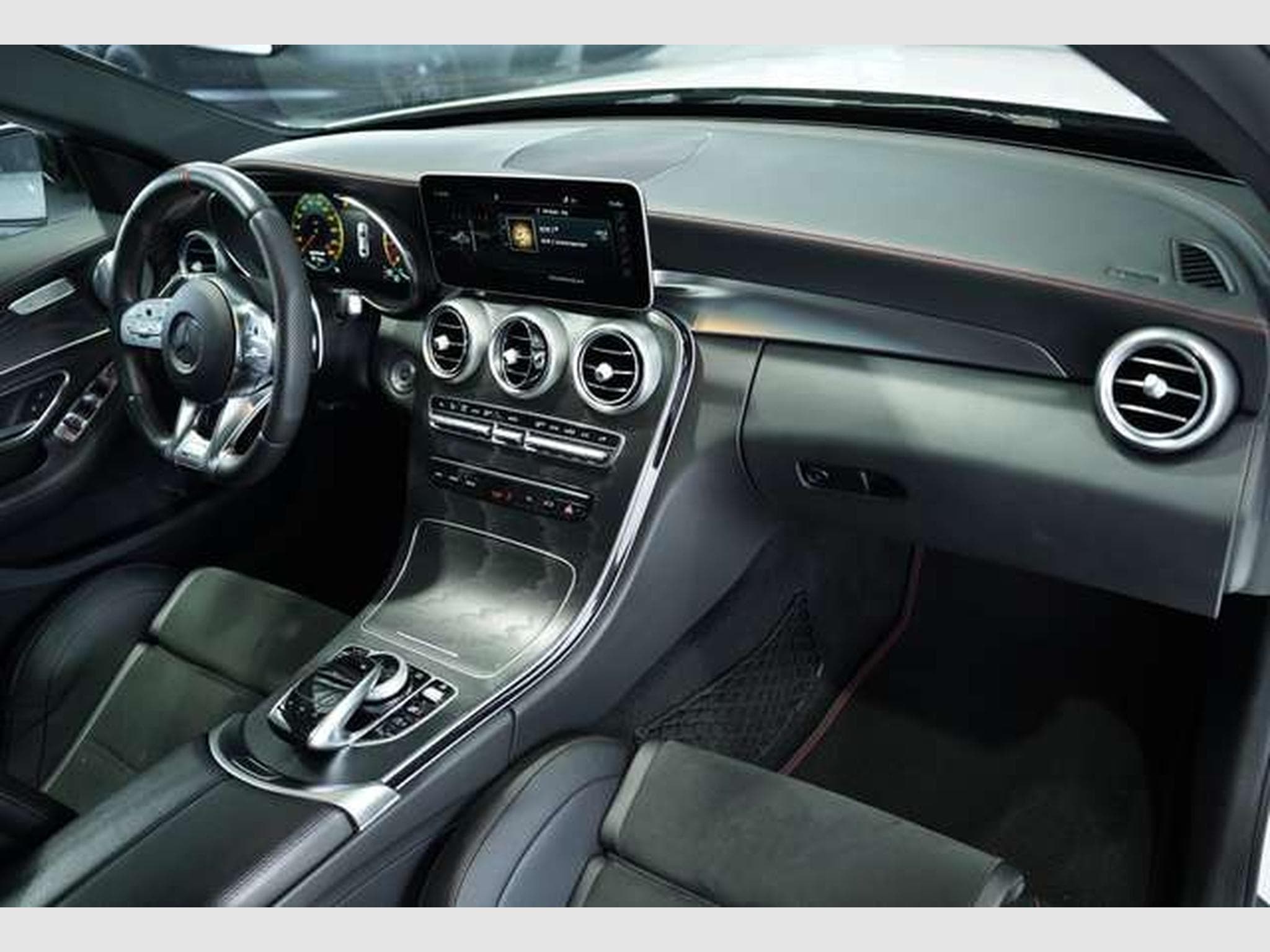 Mercedes C 43 AMG 4M Limousine *Perf-AGA *Perf-Sitz *Pano (2018) - Photo 20