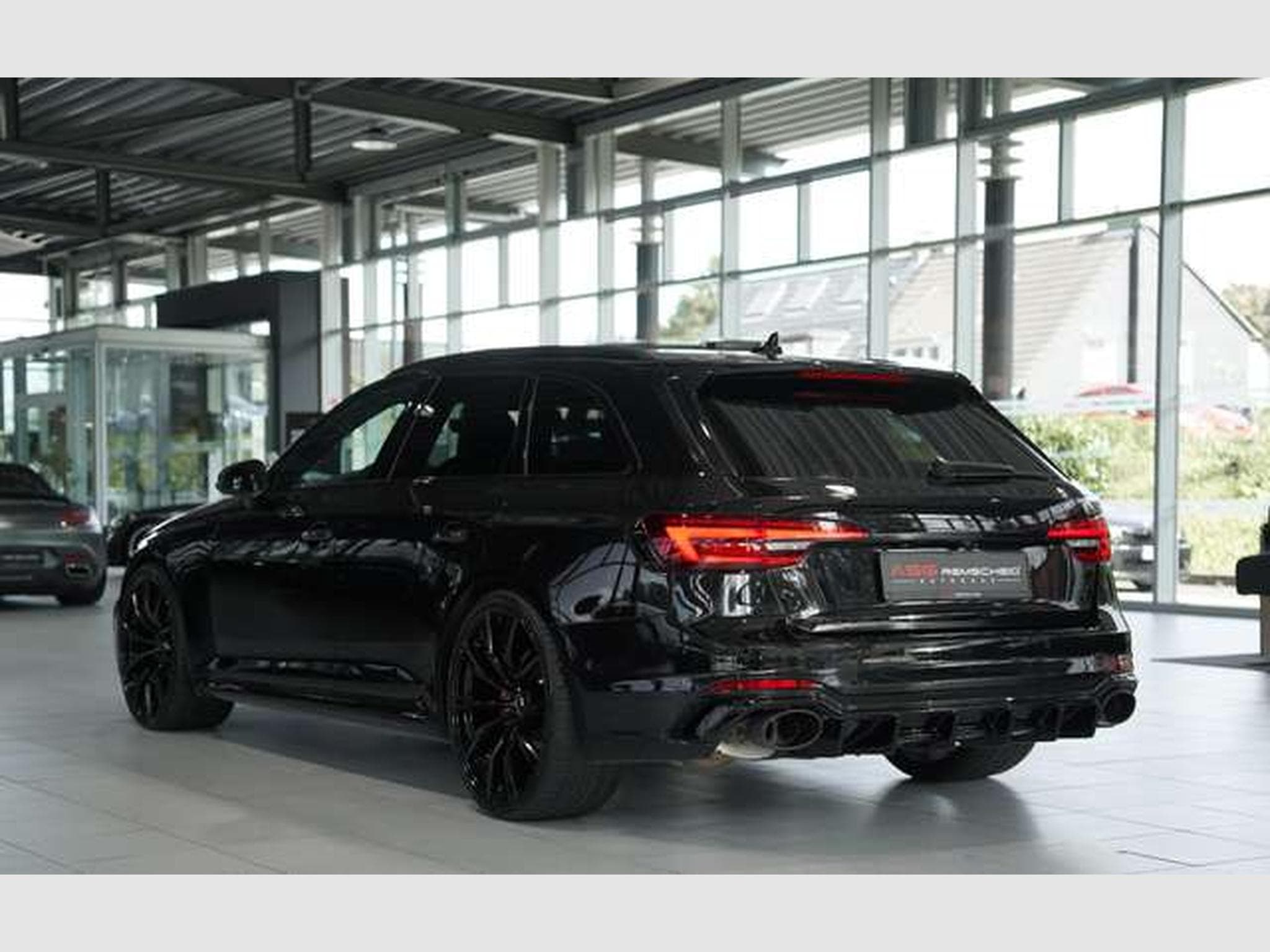 Audi RS4 Avant q. *B&O*Milltek-AGA*Pano*H-UP*Dynamik (2019) - Photo 10