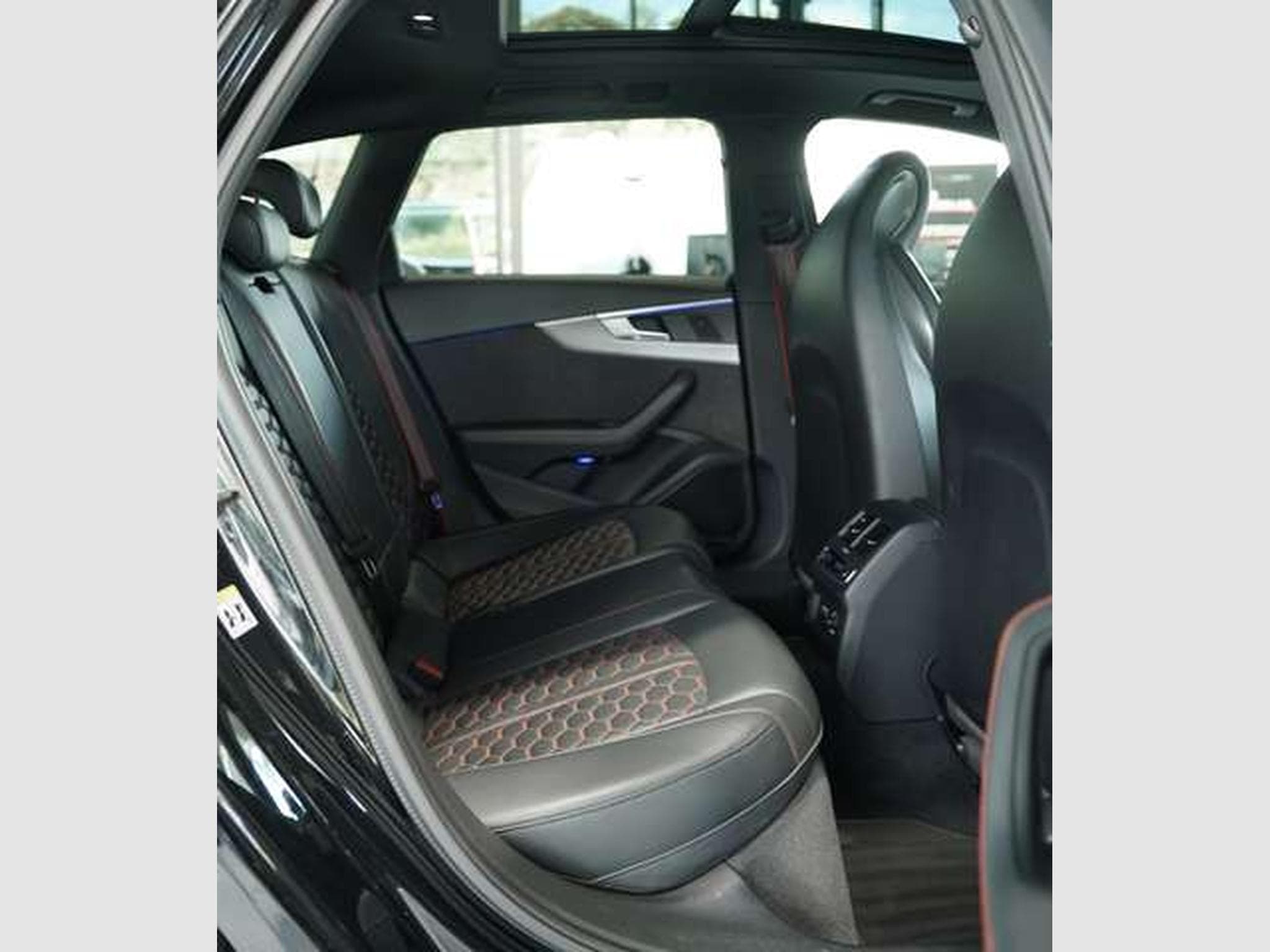Audi RS4 Avant q. *B&O*Milltek-AGA*Pano*H-UP*Dynamik (2019) - Photo 23