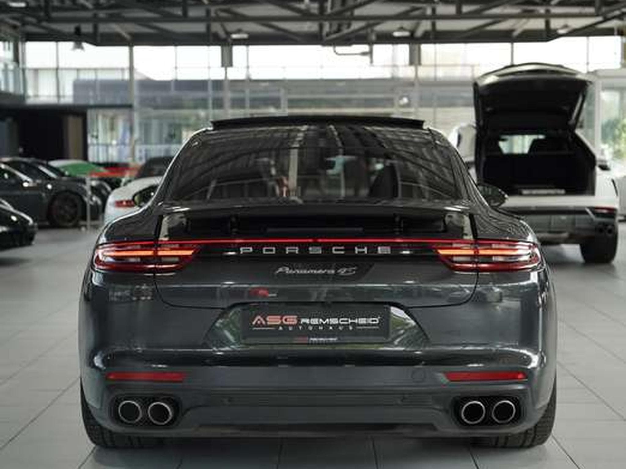 Porsche Panamera 4 S *1.HD *21 *Pano *NP152TSD *LUFT (2017) - Photo 10