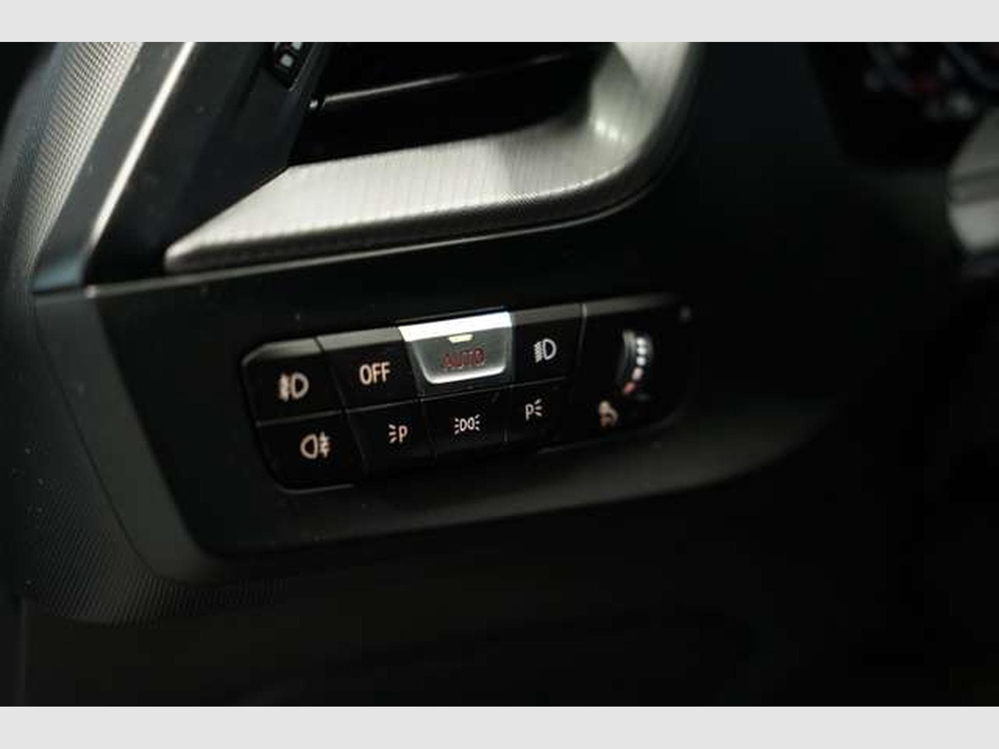 BMW 118 i M Sport *Live-Cockpit *Shadow *Sportsitze (2021) - Photo 23
