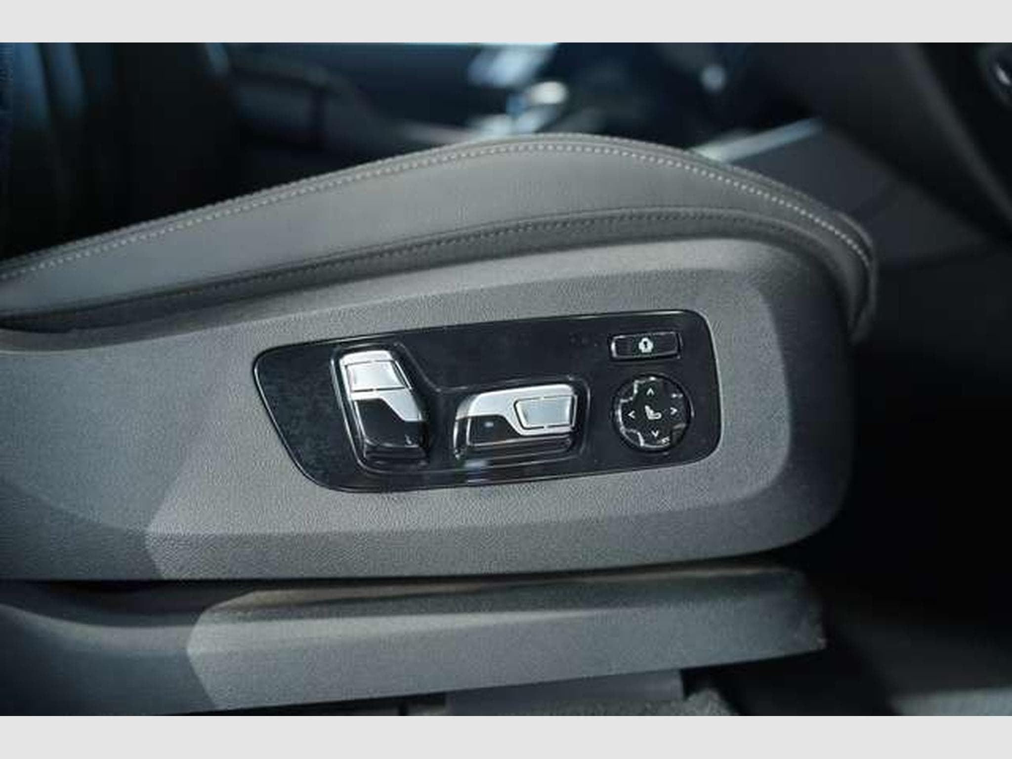 BMW X5M d *22 *7-Sitzer *Pano *ACC *AHK *LUFT (2019) - Photo 18