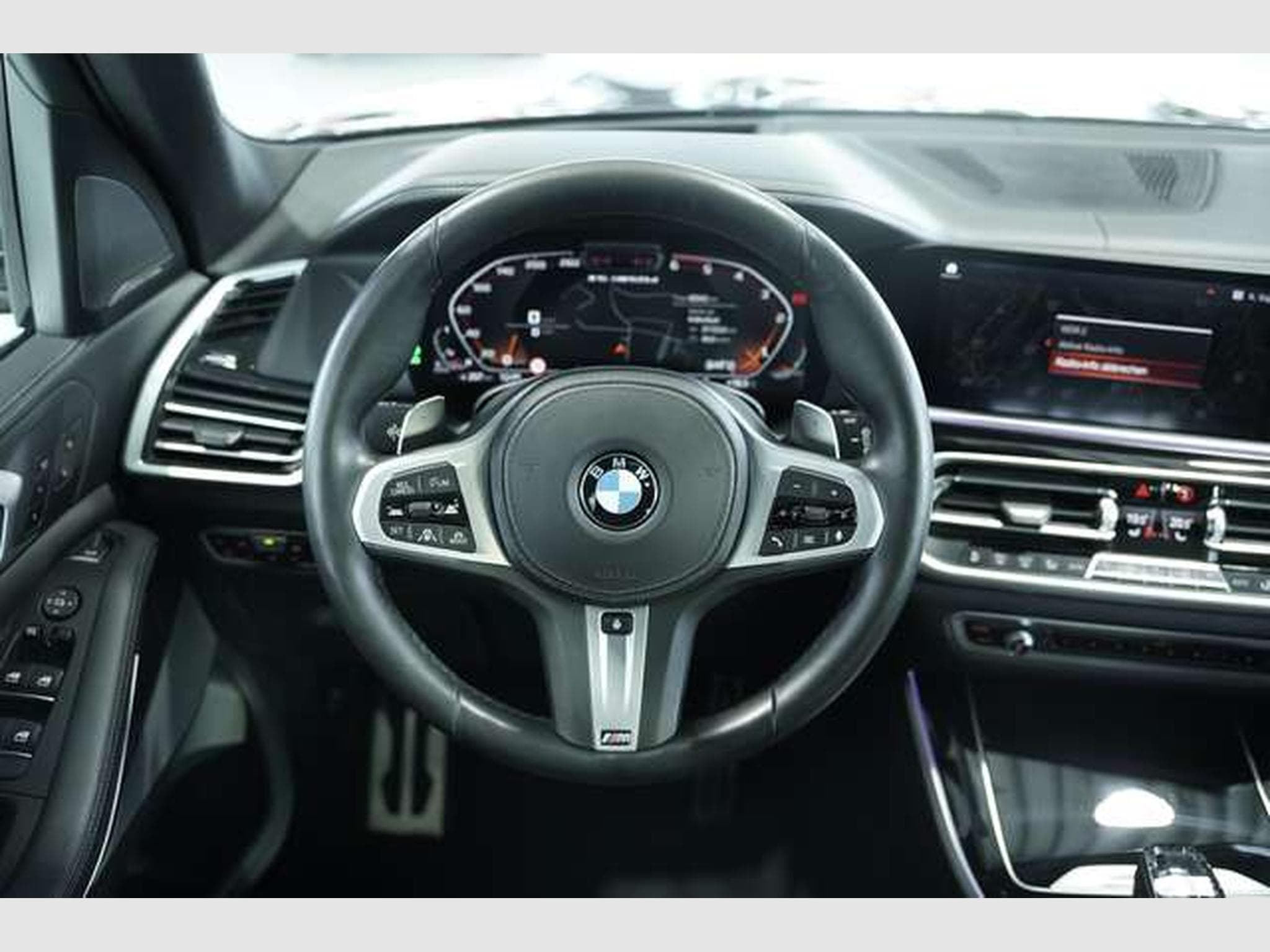 BMW X5M d *22 *7-Sitzer *Pano *ACC *AHK *LUFT (2019) - Photo 45