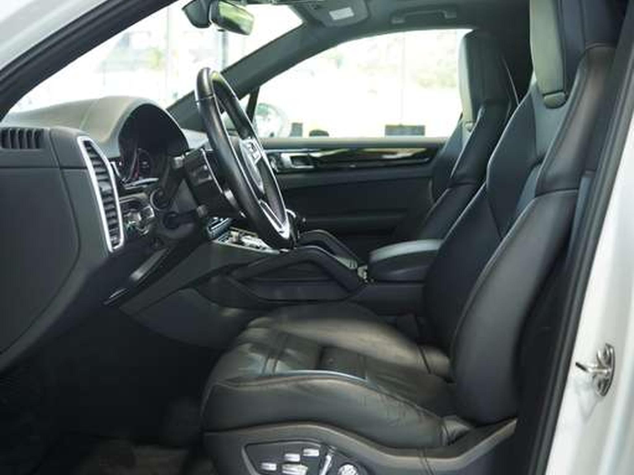 Porsche Cayenne V6 *1.H *21 *Pano*MwSt.*Chrono*LUFT*AHK (2018) - Photo 25
