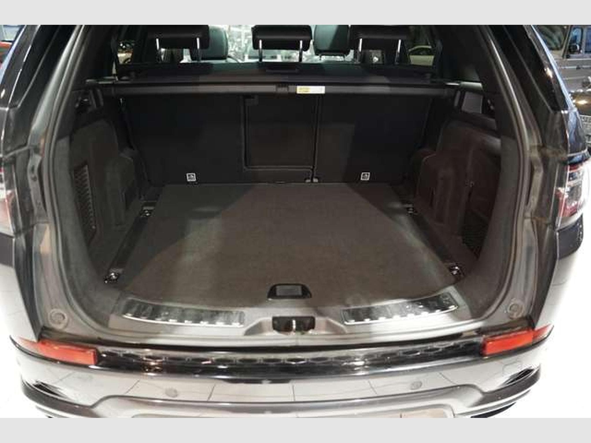 Land-Rover Discovery Sport AWD R Dynamic *ACC *Memory *360° (2020) - Photo 17