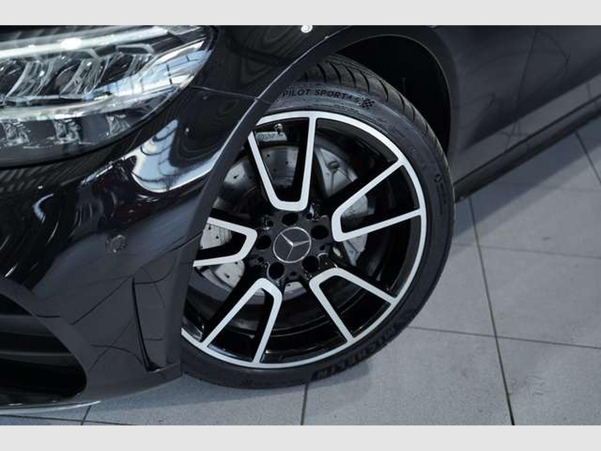 Mercedes C 200 T 9G-Tr. 4Matic AMG Line *Pano *Widescreen (2019) - Photo 2