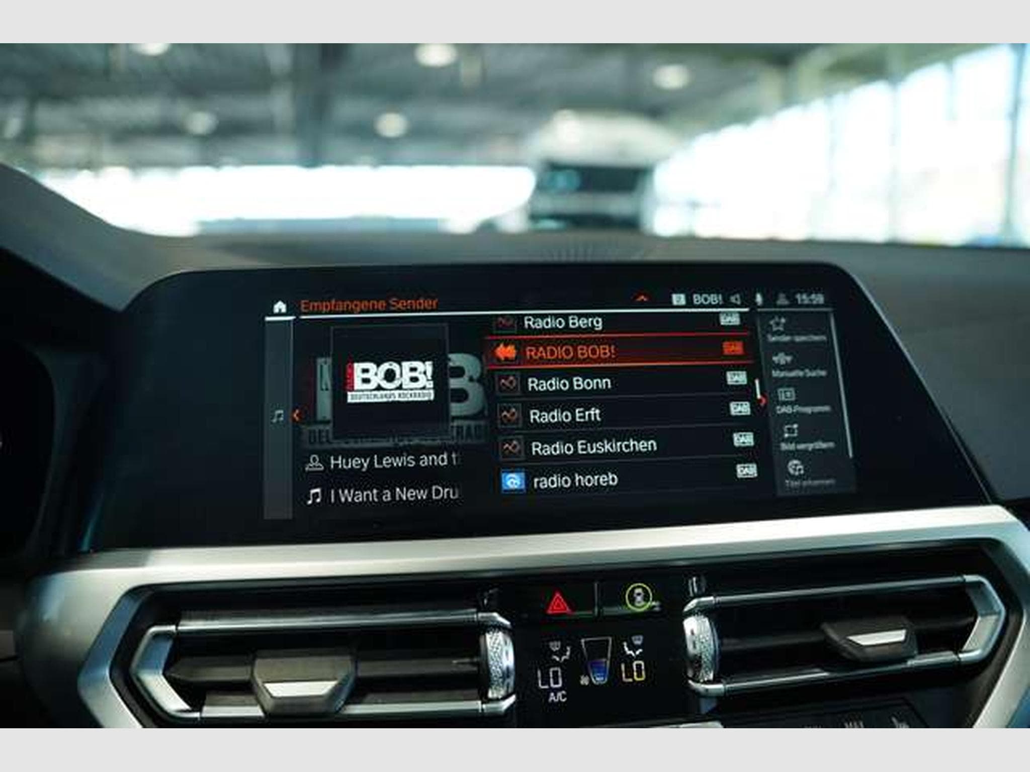 BMW 320 d Limousine Sport Line *2.H *ACC *Digital (2021) - Photo 37