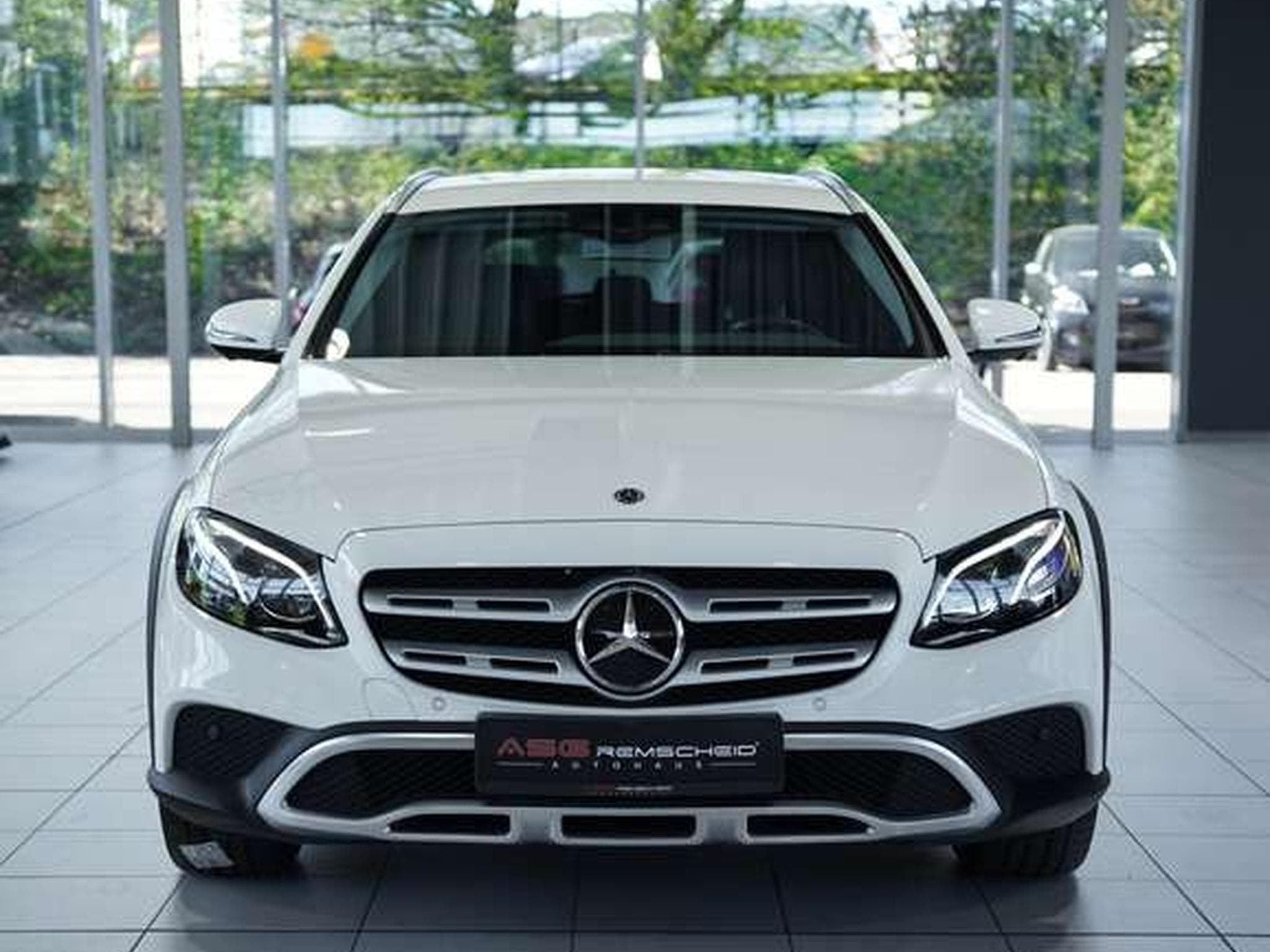 Mercedes E 220 d 4Matic All-Terrain *Widescreen *LED * (2019) - Photo 5