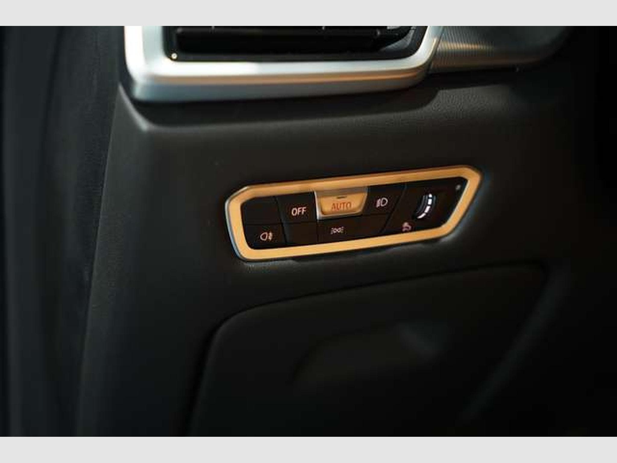 BMW X6 xD 30 d M Sport *2.H *22 *Pano *LUFT *Memory (2023) - Photo 26
