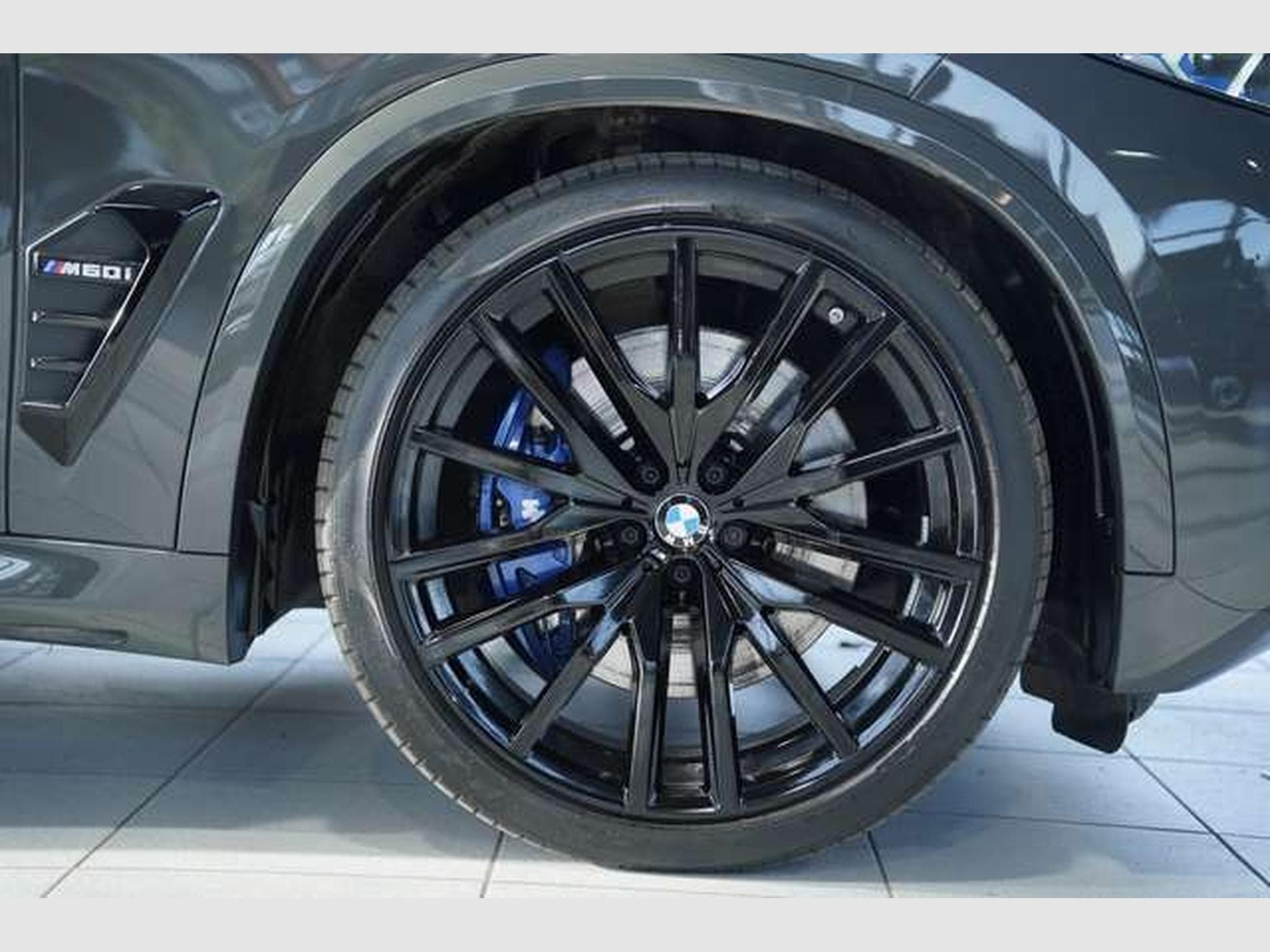 BMW X5M i xD *1.H *22 *ACC*Sky Lounge*H-UP*AHK (2024) - Photo 7