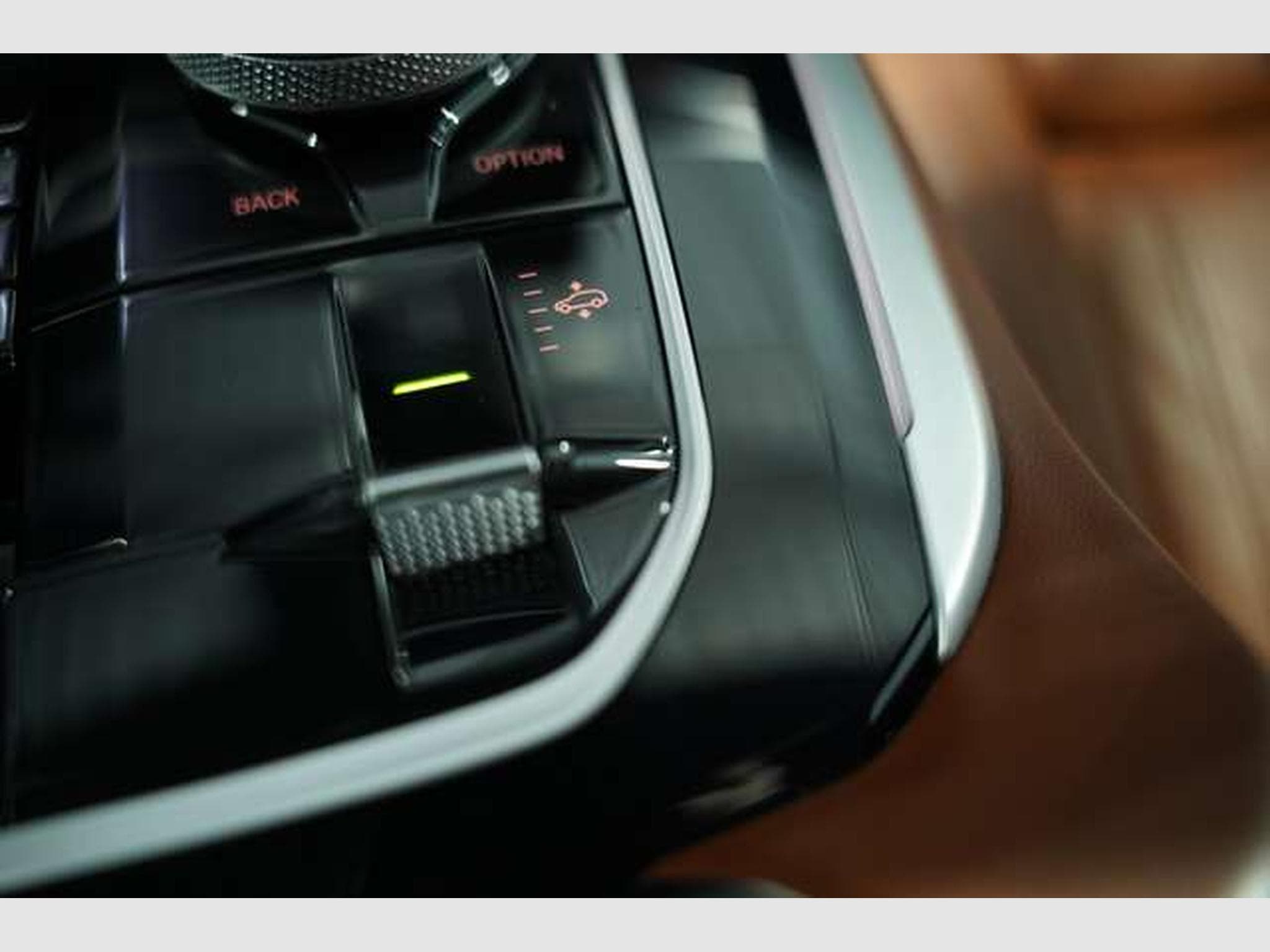 BMW X5M i xD *1.H *22 *ACC*Sky Lounge*H-UP*AHK (2024) - Photo 35