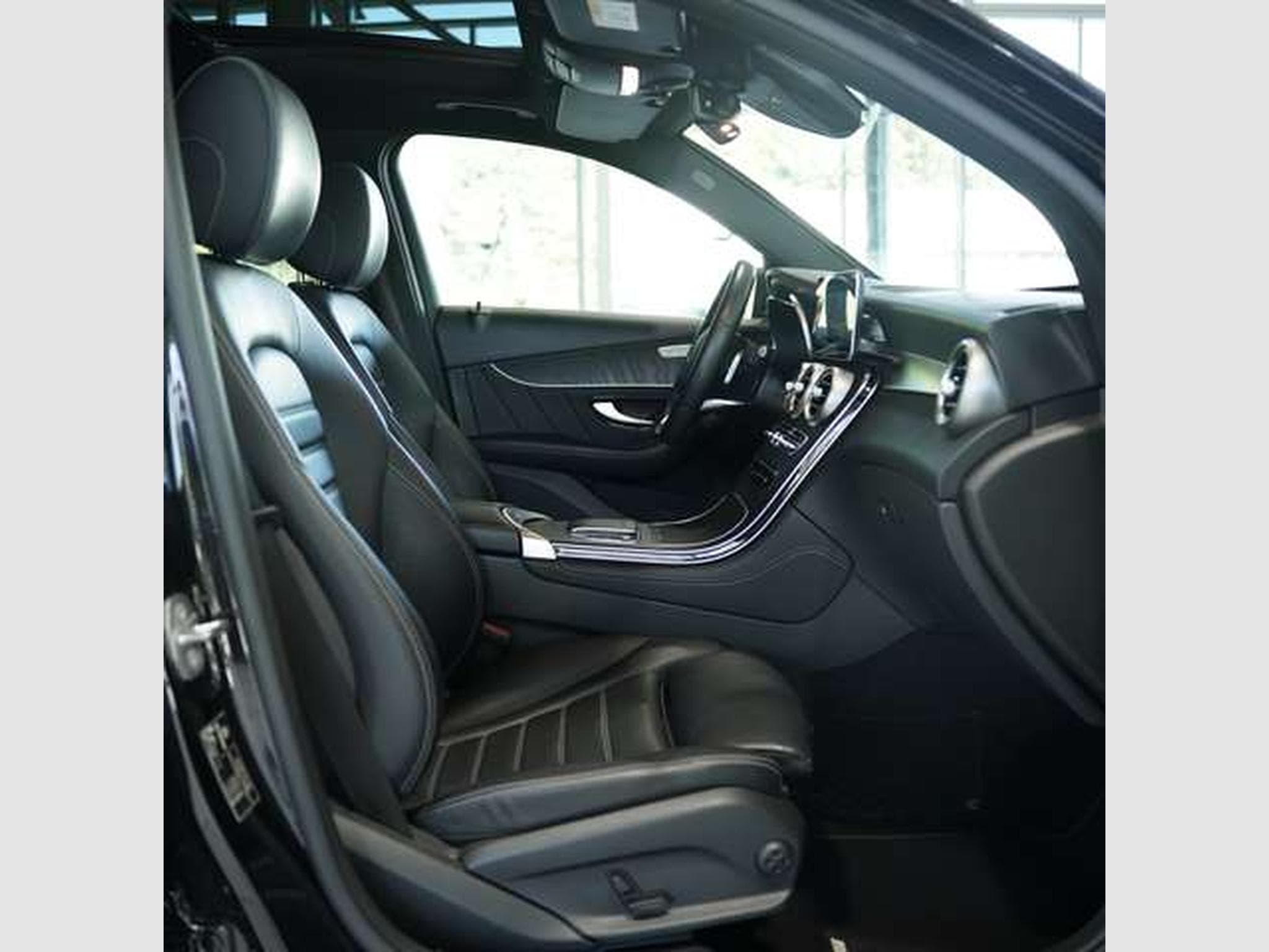 Mercedes GLC 200 4M AMG Line *2H *20 *Digital*Pano*Night (2019) - Photo 14