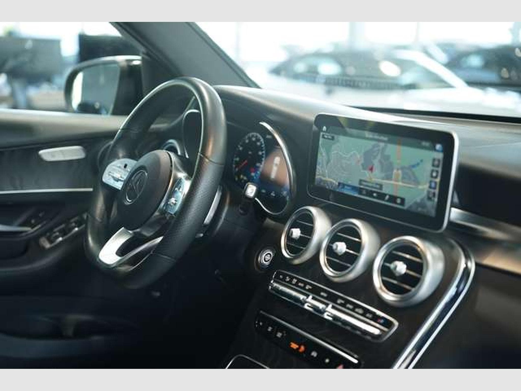 Mercedes GLC 200 4M AMG Line *2H *20 *Digital*Pano*Night (2019) - Photo 17
