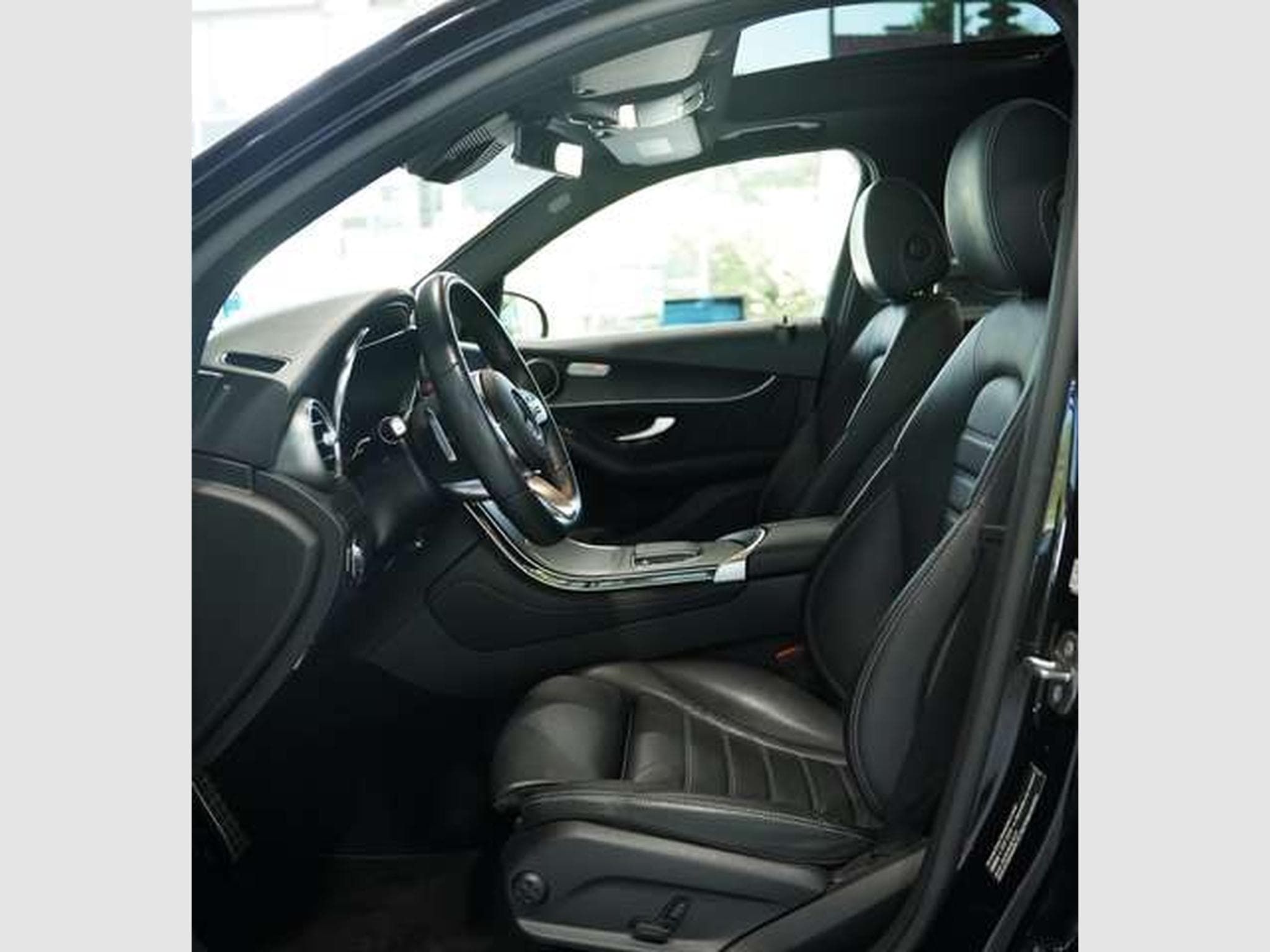 Mercedes GLC 200 4M AMG Line *2H *20 *Digital*Pano*Night (2019) - Photo 27