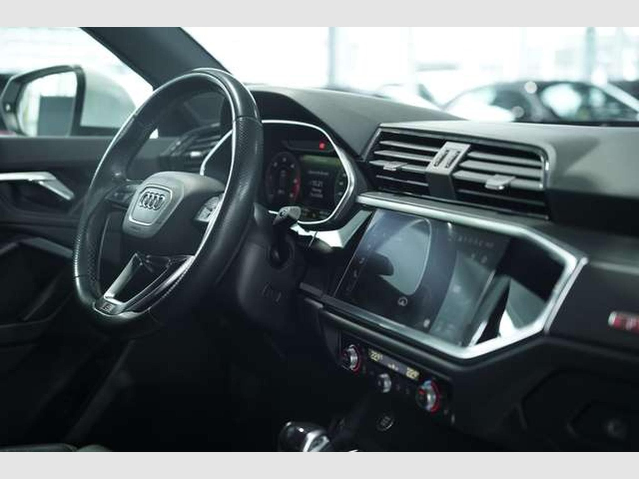 Audi Q3 40 TDI q. S line *1.HD *Virtual *Memory *AHK (2022) - Photo 18