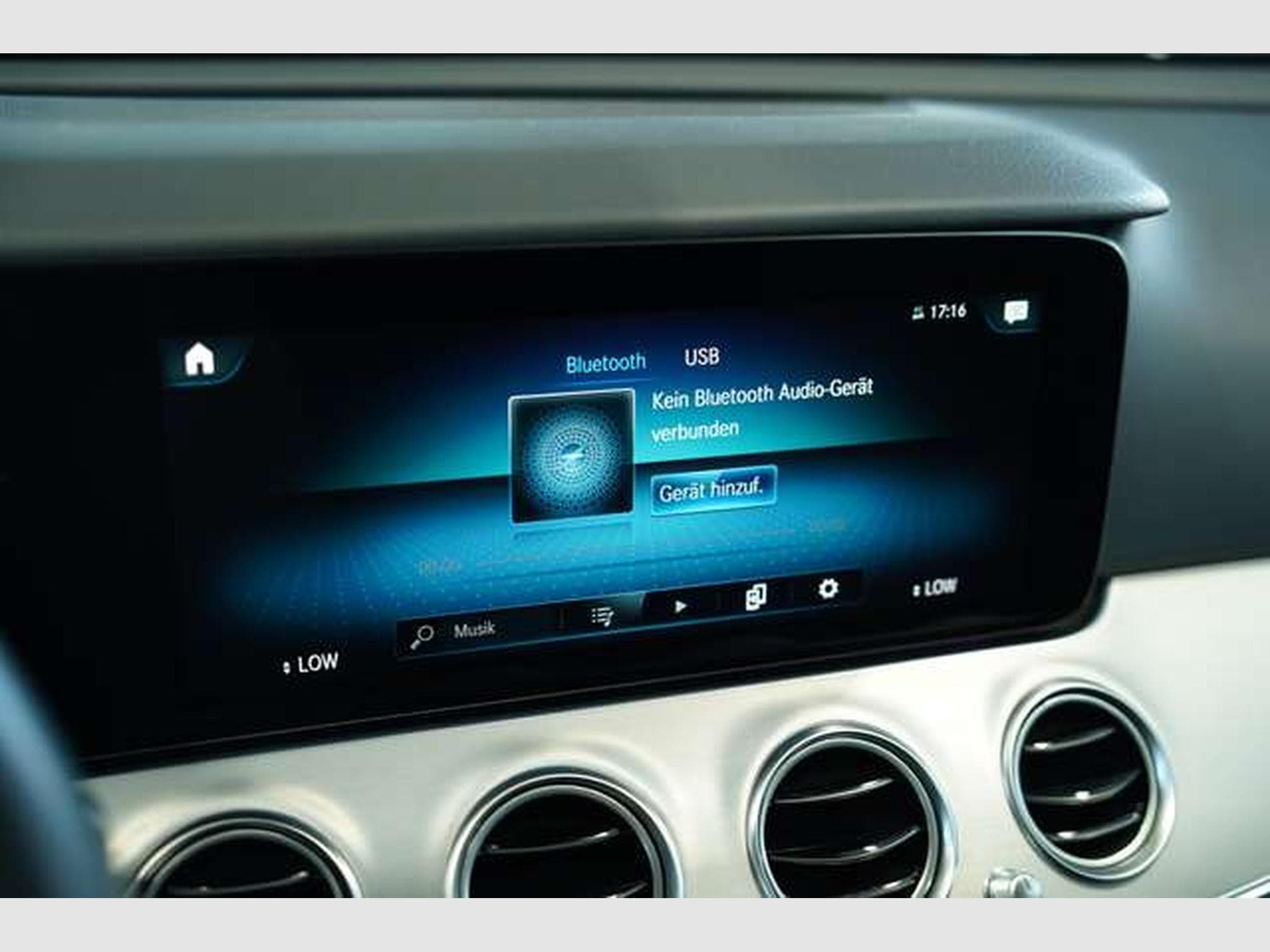 Mercedes E 220 d T Avantgarde *1.Hand *MwSt.*AHK*Business (2023) - Photo 32