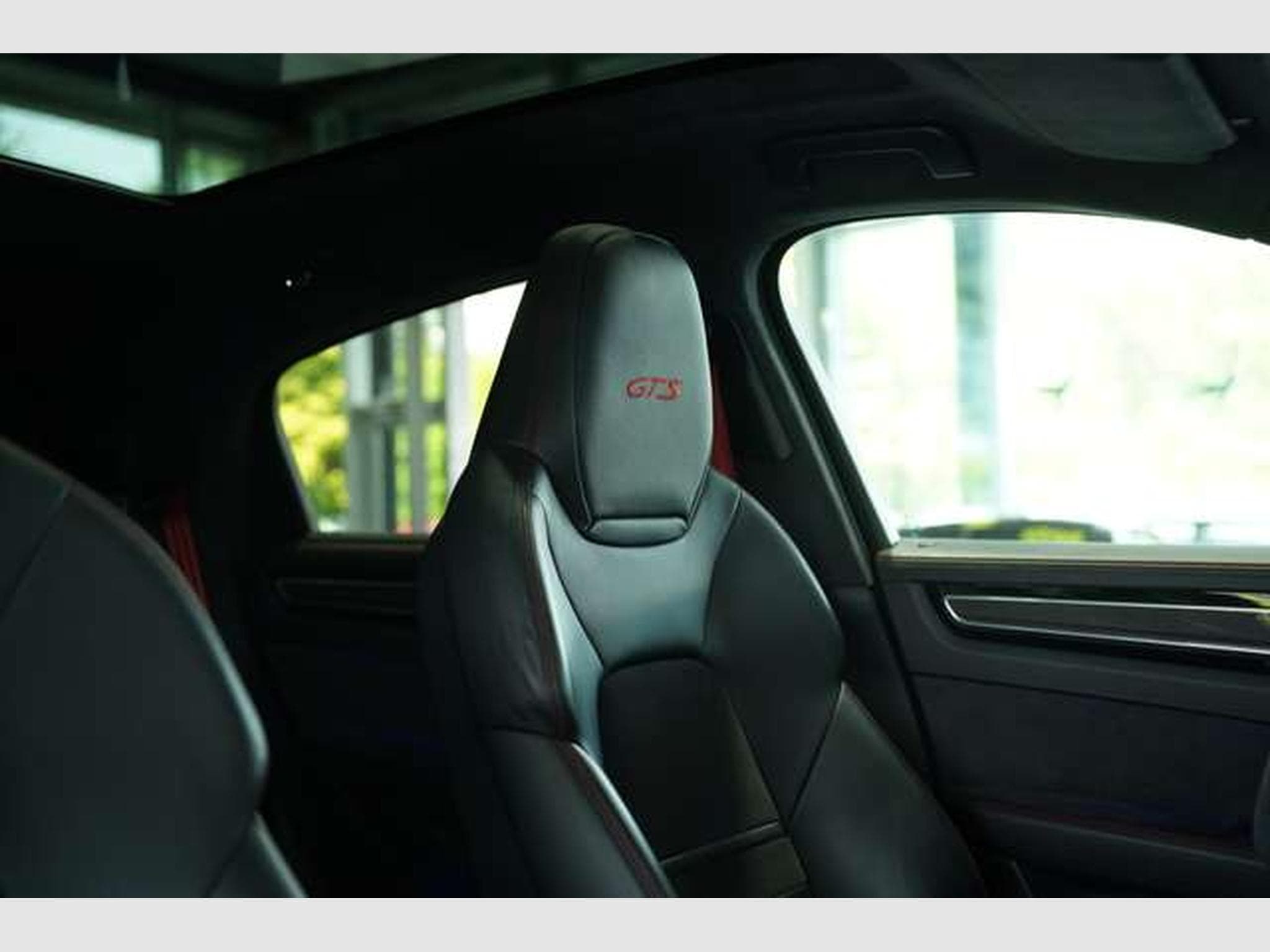 Porsche Cayenne GTS Coupé *22*Carbon*BOSE*S-Chrono*LUFT (2020) - Photo 21