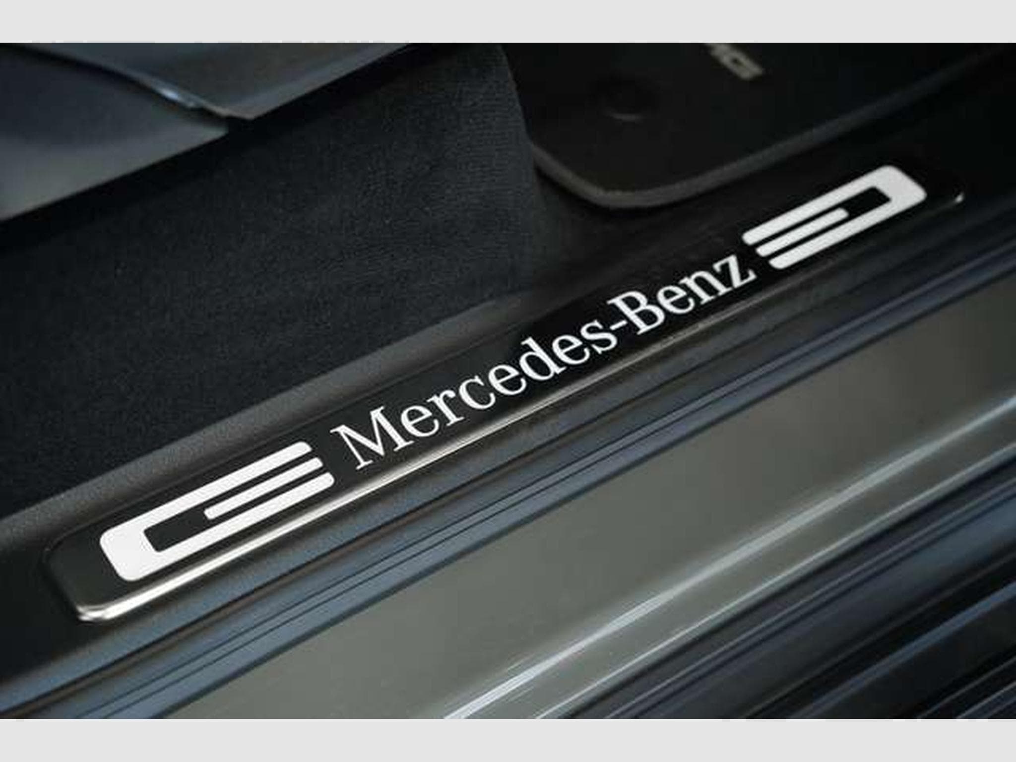 Mercedes Classe G Edition ONE AMG *MANUFAKTUR *FOND *Carbon (2025) - Foto 19