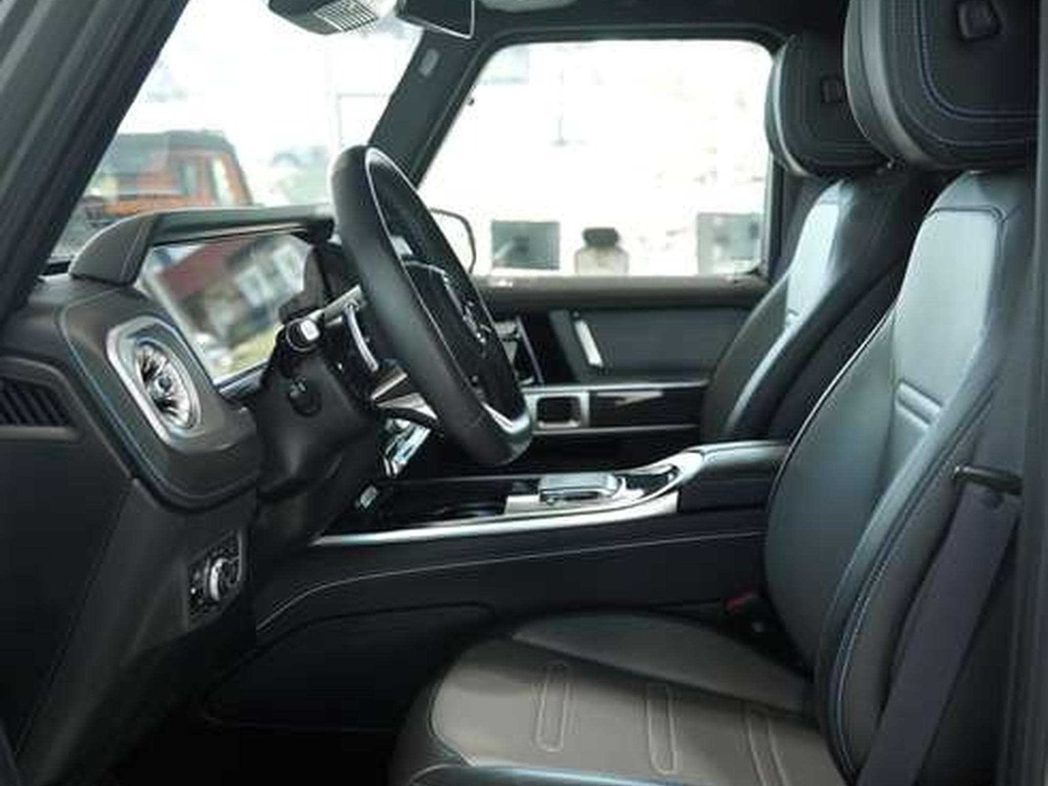 Mercedes Classe G Edition ONE AMG *MANUFAKTUR *FOND *Carbon (2025) - Foto 29