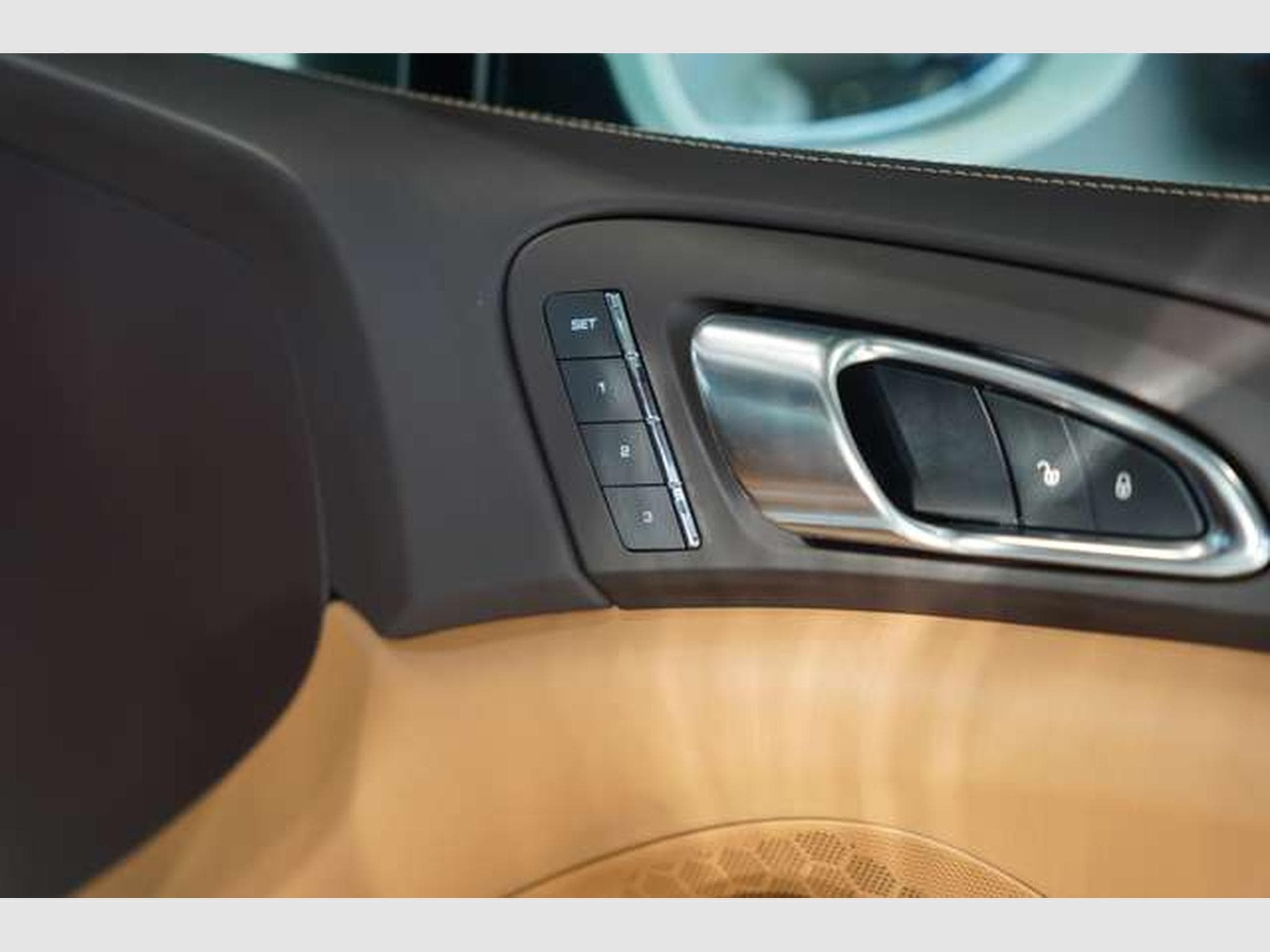 Porsche Cayenne S Diesel Sport Design *21 *Pano *LUFT (2016) - Photo 22