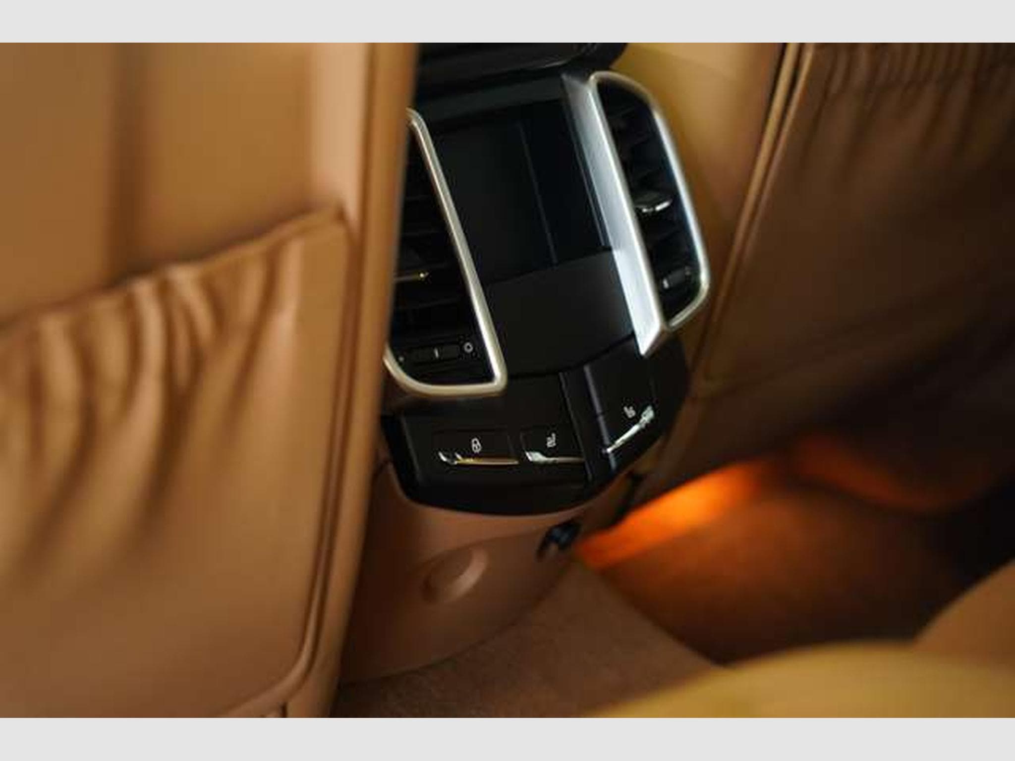 Porsche Cayenne S Diesel Sport Design *21 *Pano *LUFT (2016) - Photo 38