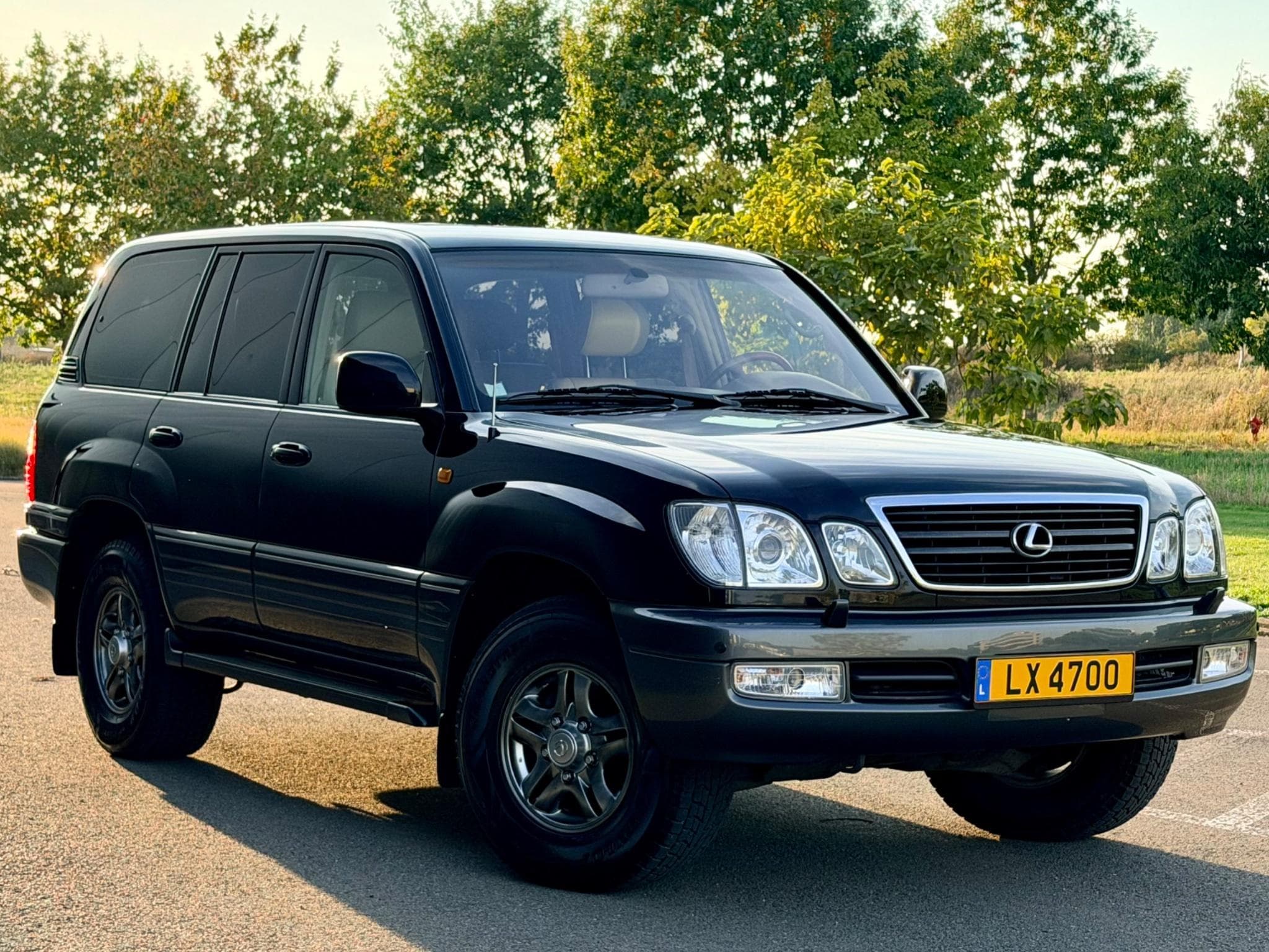 Toyota Land Cruiser LX470 vip (2003) - Photo 1